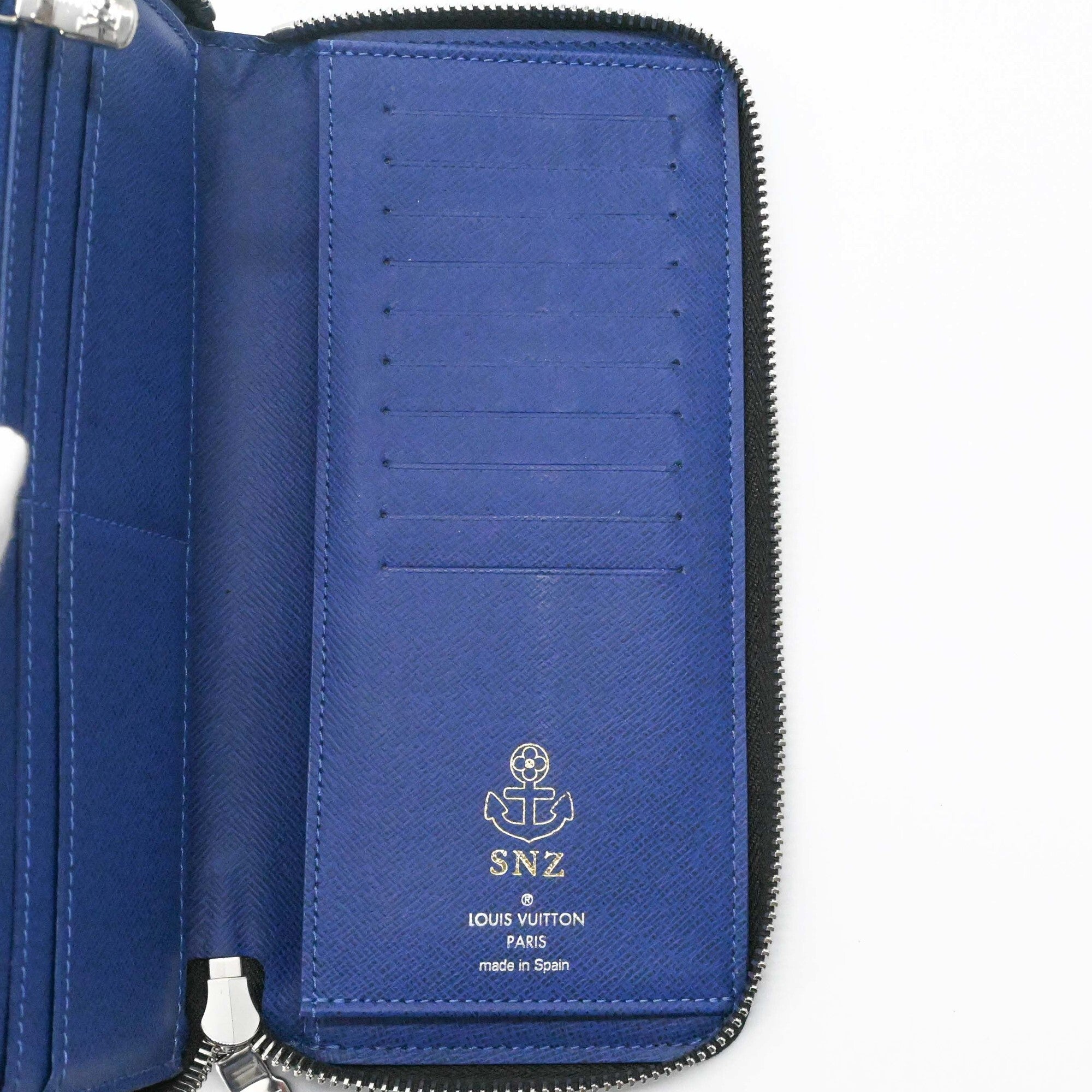 Louis Vuitton Blue Navy Canvas Coin Purse/Coin Case (Pre-Owned)