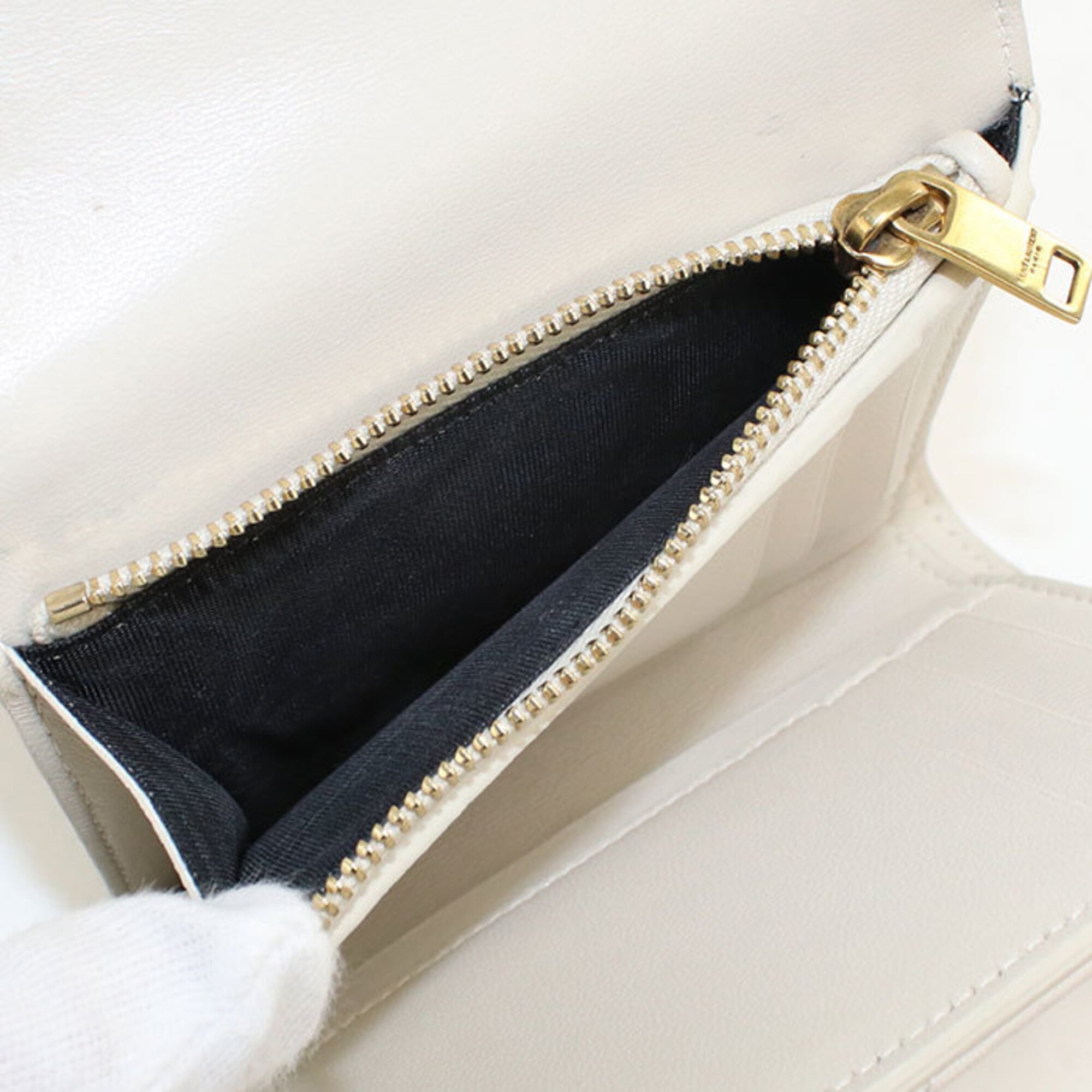 Saint Laurent Ivory Leather Wallet (Tri-Fold) (Pre-Owned)