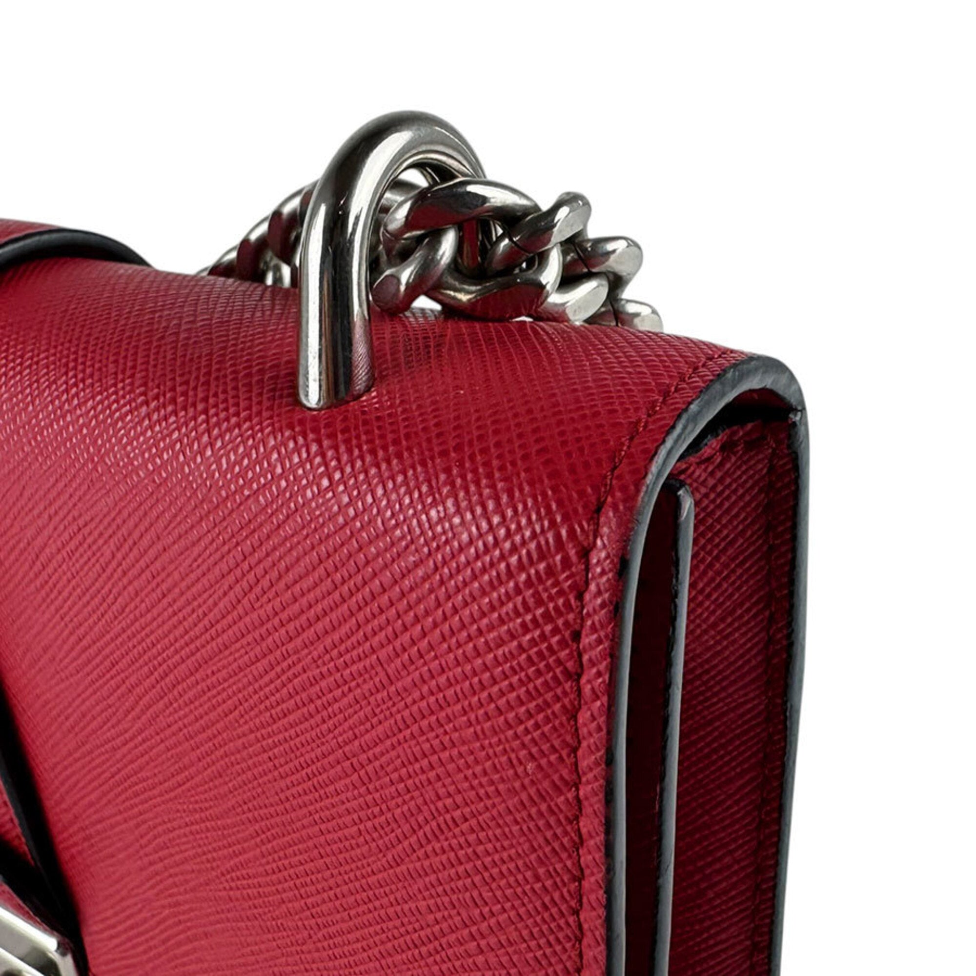 Prada Red Color Leather Shoulder Bag (Pre-Owned)