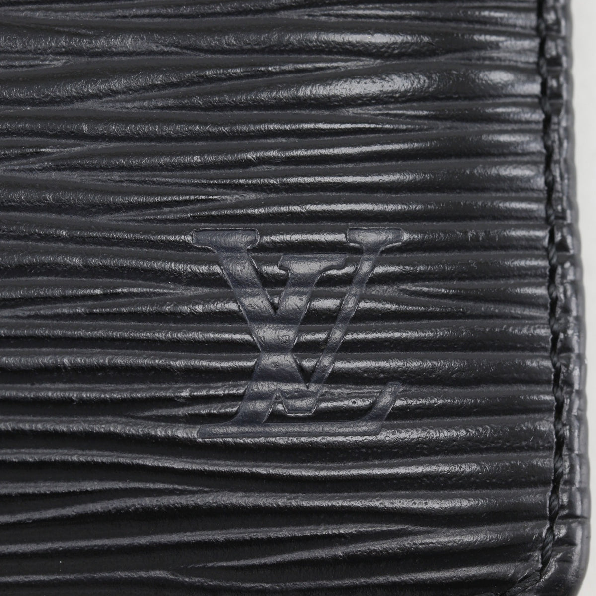 Louis Vuitton Black Noir Epi Leather Wallet (Bi-Fold) (Pre-Owned)