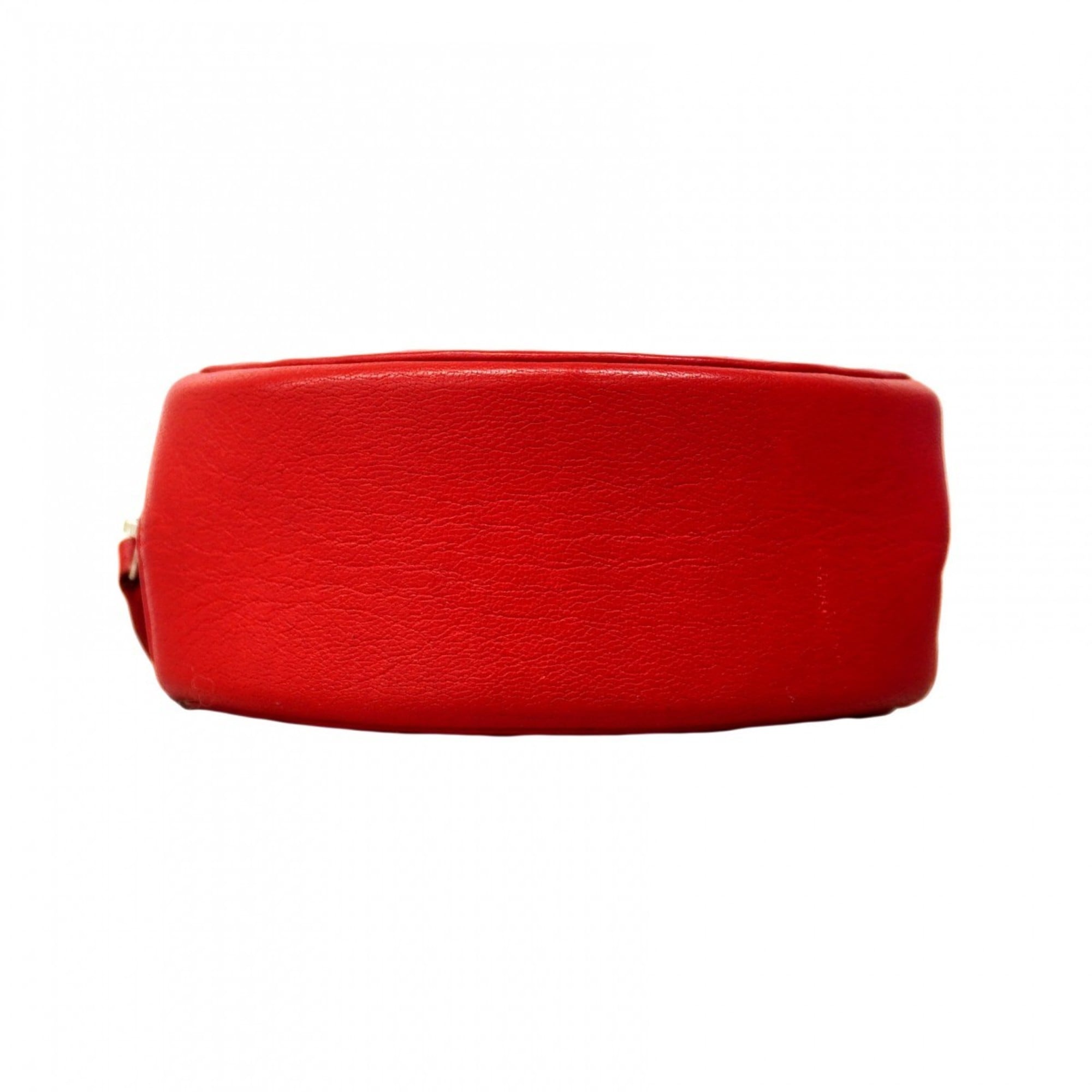 Chanel Red Color Leather Shoulder Bag (Pre-Owned)