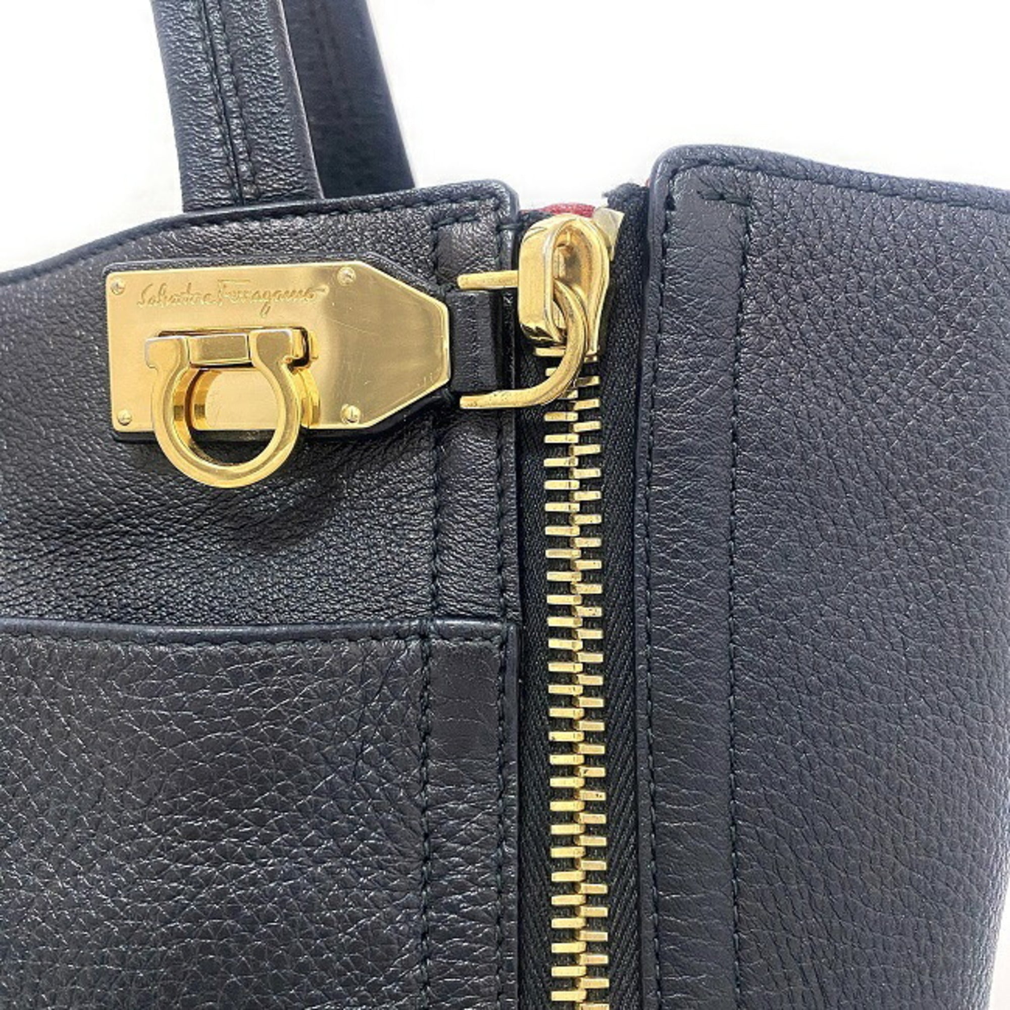Salvatore Ferragamo Gancini Black Gold Leather Tote Bag (Pre-Owned)