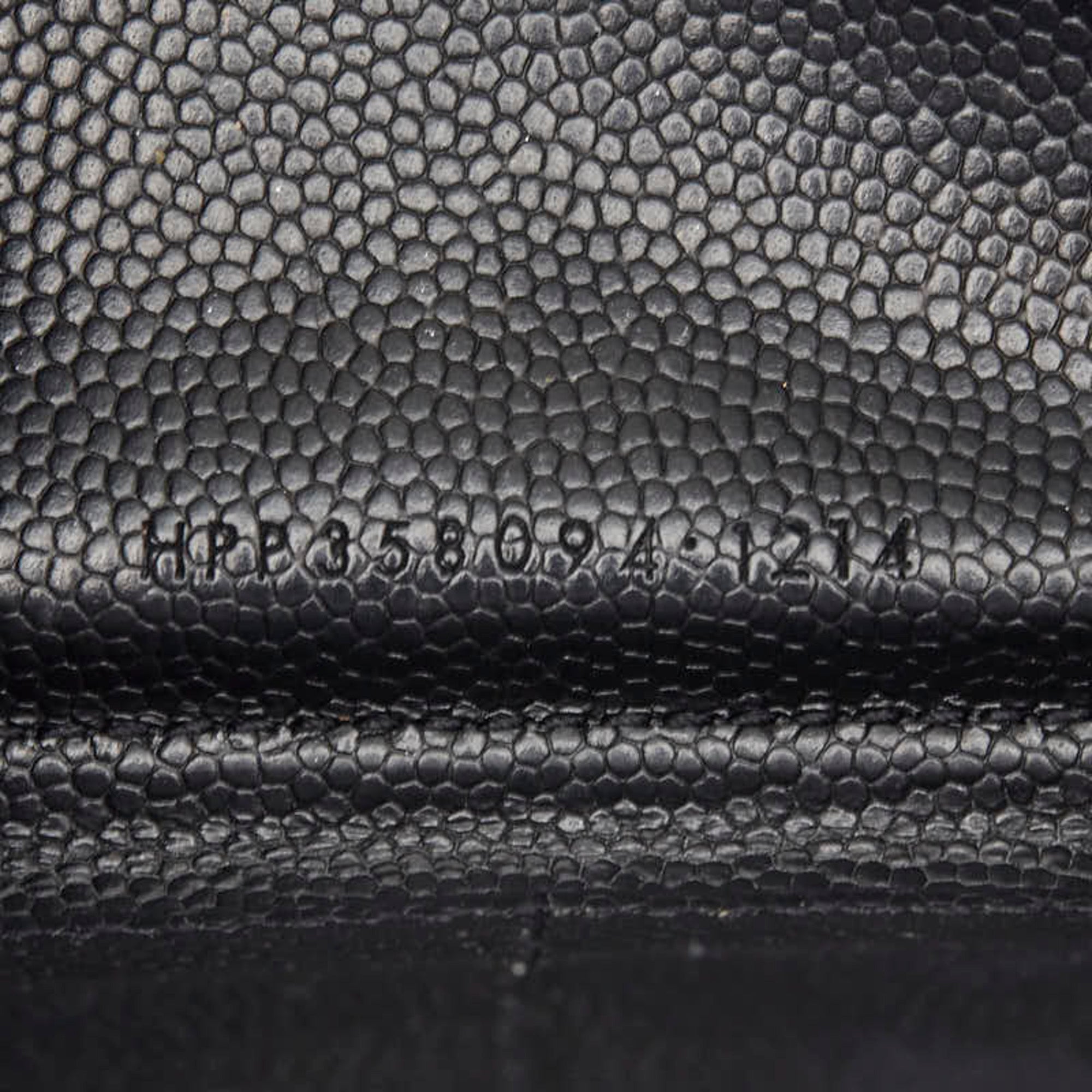 Saint Laurent Black Leather Long Wallet (Bi-Fold) (Pre-Owned)