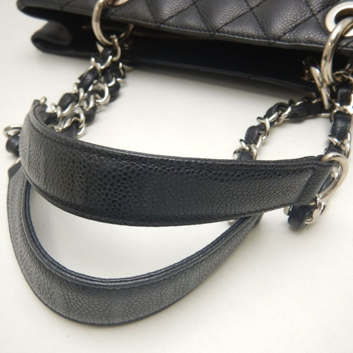 Chanel Black Grained Calfskin Tote Bag (Pre-Owned)
