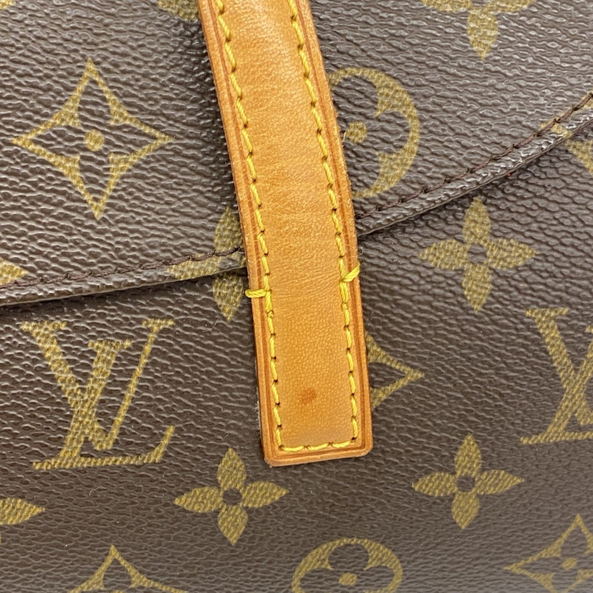 Louis Vuitton Brown Handbag (Pre-Owned)