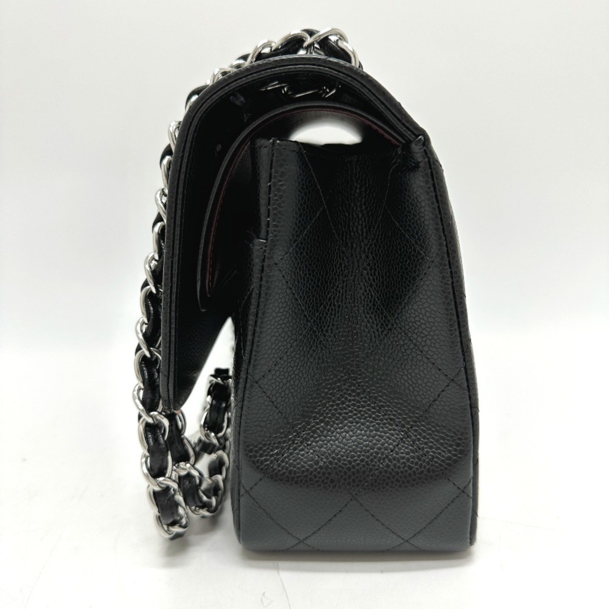 Chanel Black Grained Calfskin Shoulder Bag (Pre-Owned)