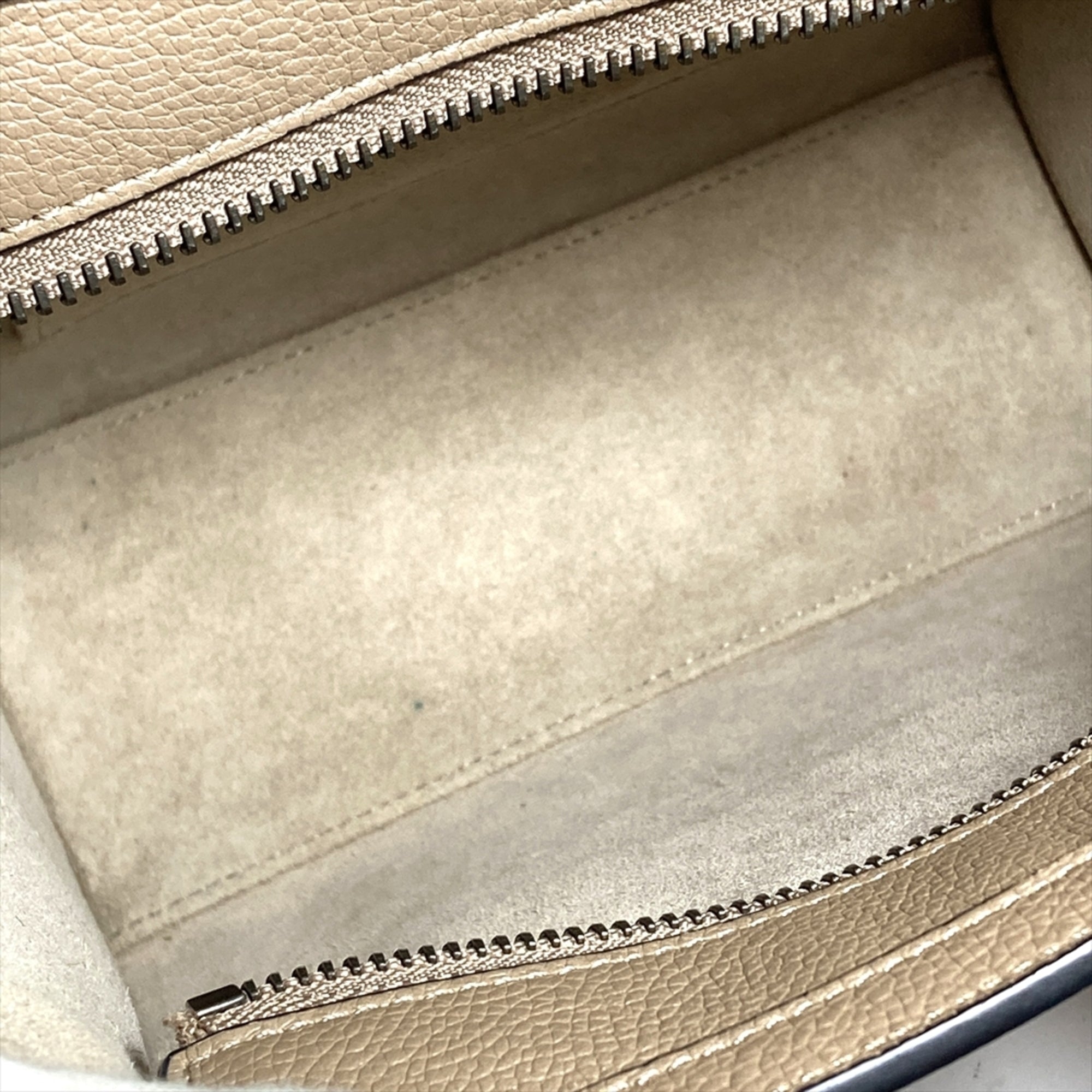 Celine Grayish Leather Handbag (Pre-Owned)