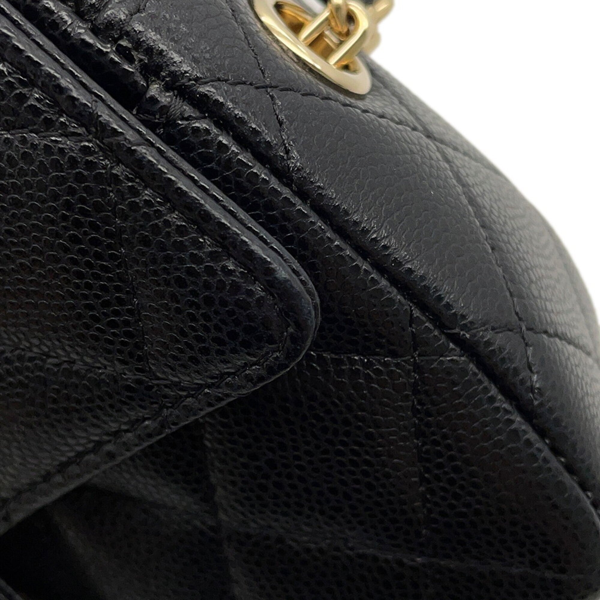 Chanel Matelasse Black Grained Calfskin Handbag Shoulder Bag (Pre-Owned)