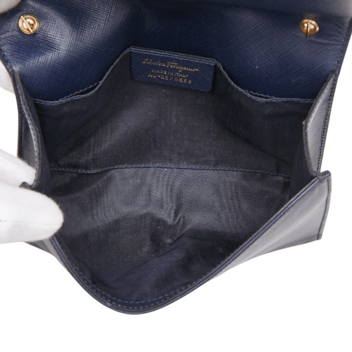 Salvatore Ferragamo Navy Leather Shoulder Bag (Pre-Owned)
