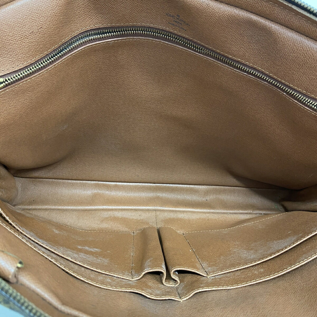 Louis Vuitton Brown Briefcase (Pre-Owned)