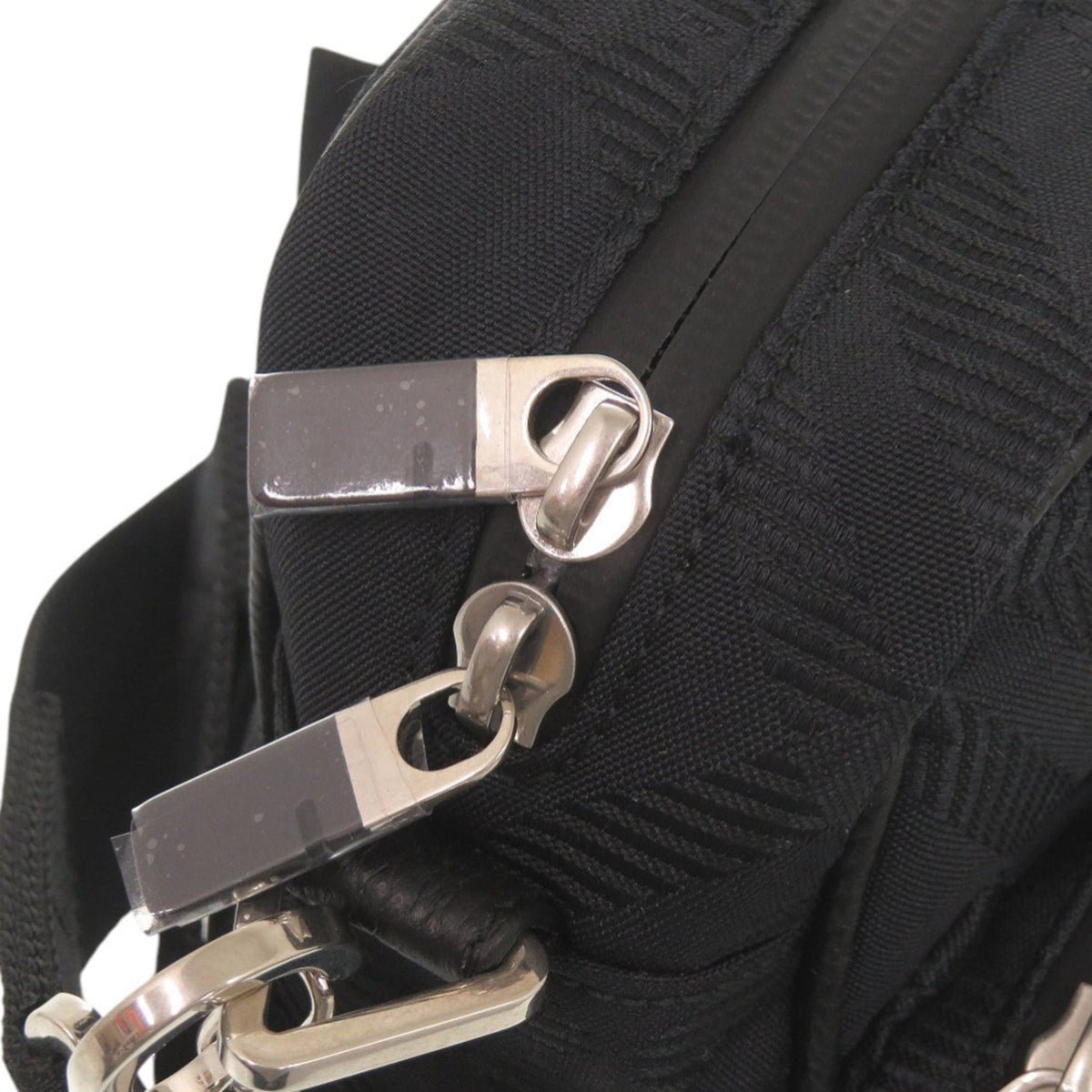Burberry Black Nylon Polyester Shoulder Bag (Pre-Owned)