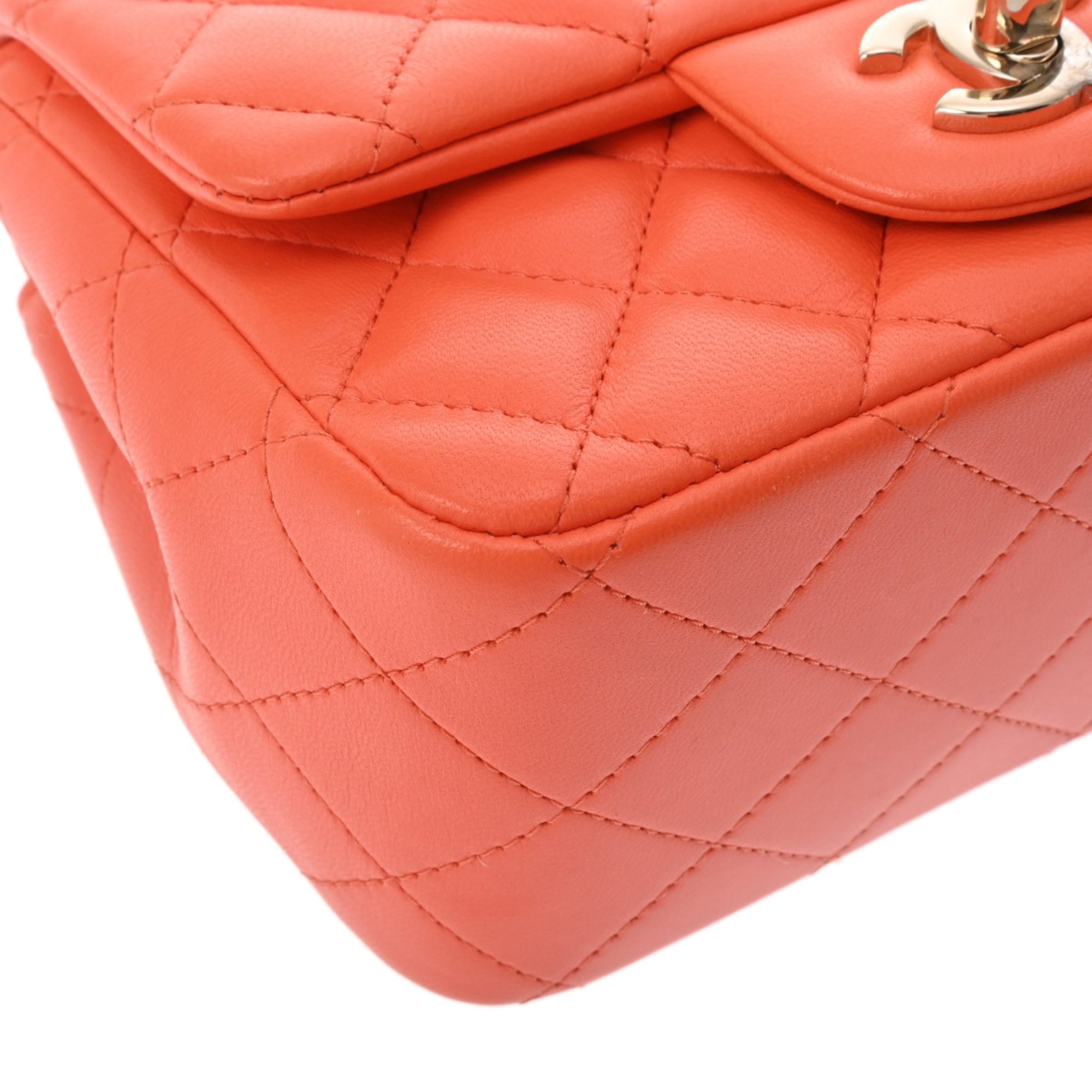Chanel Orange Leather Shoulder Bag (Pre-Owned)