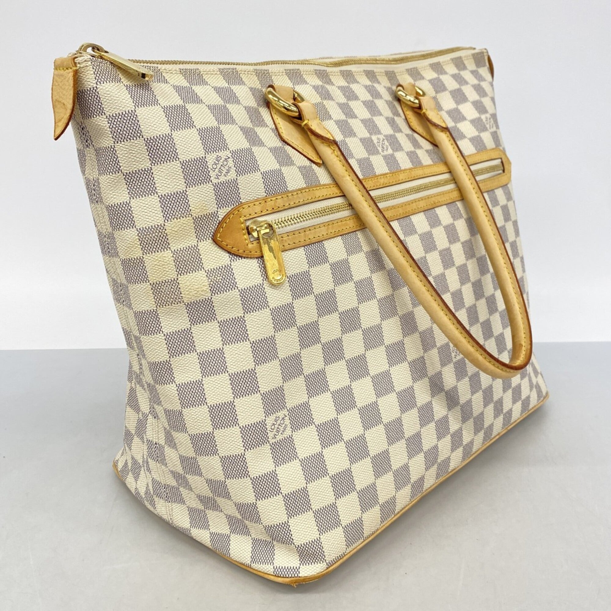 Louis Vuitton White Tote Bag (Pre-Owned)