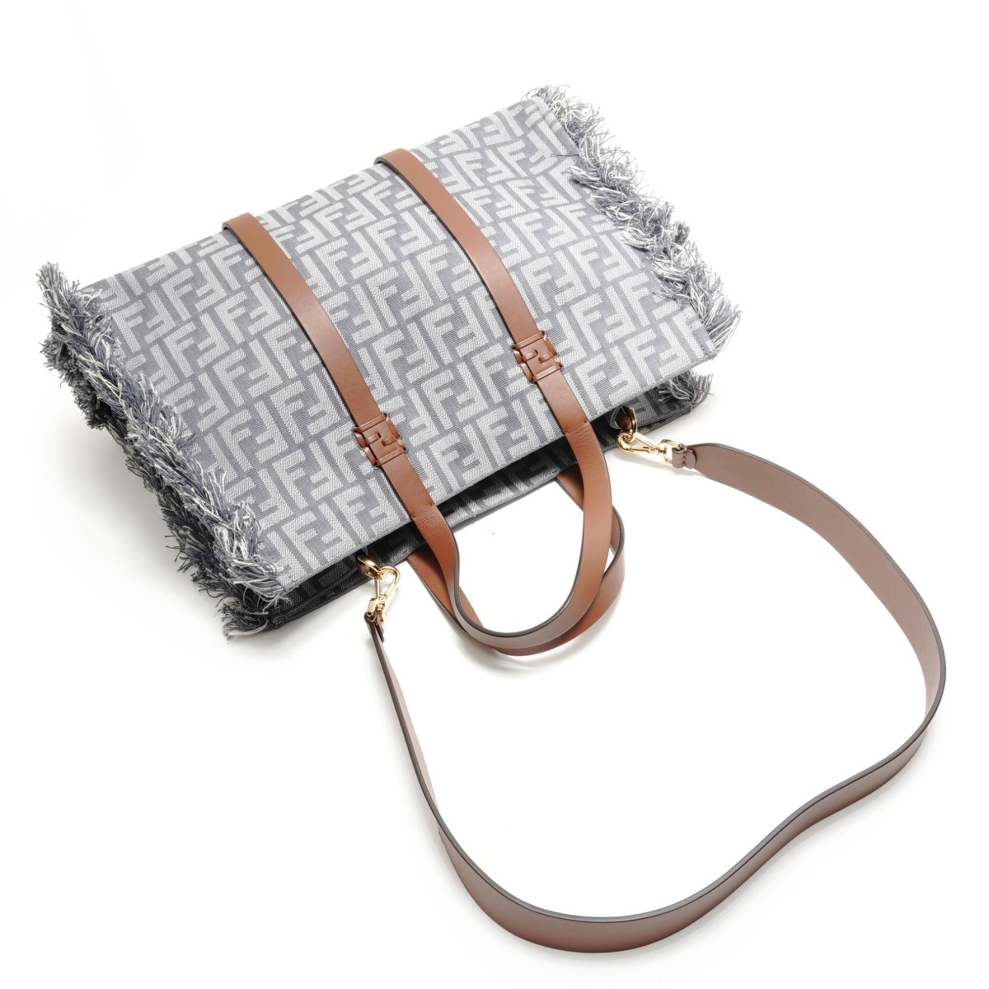 Fendi Gray Denim Tote Bag (Pre-Owned)