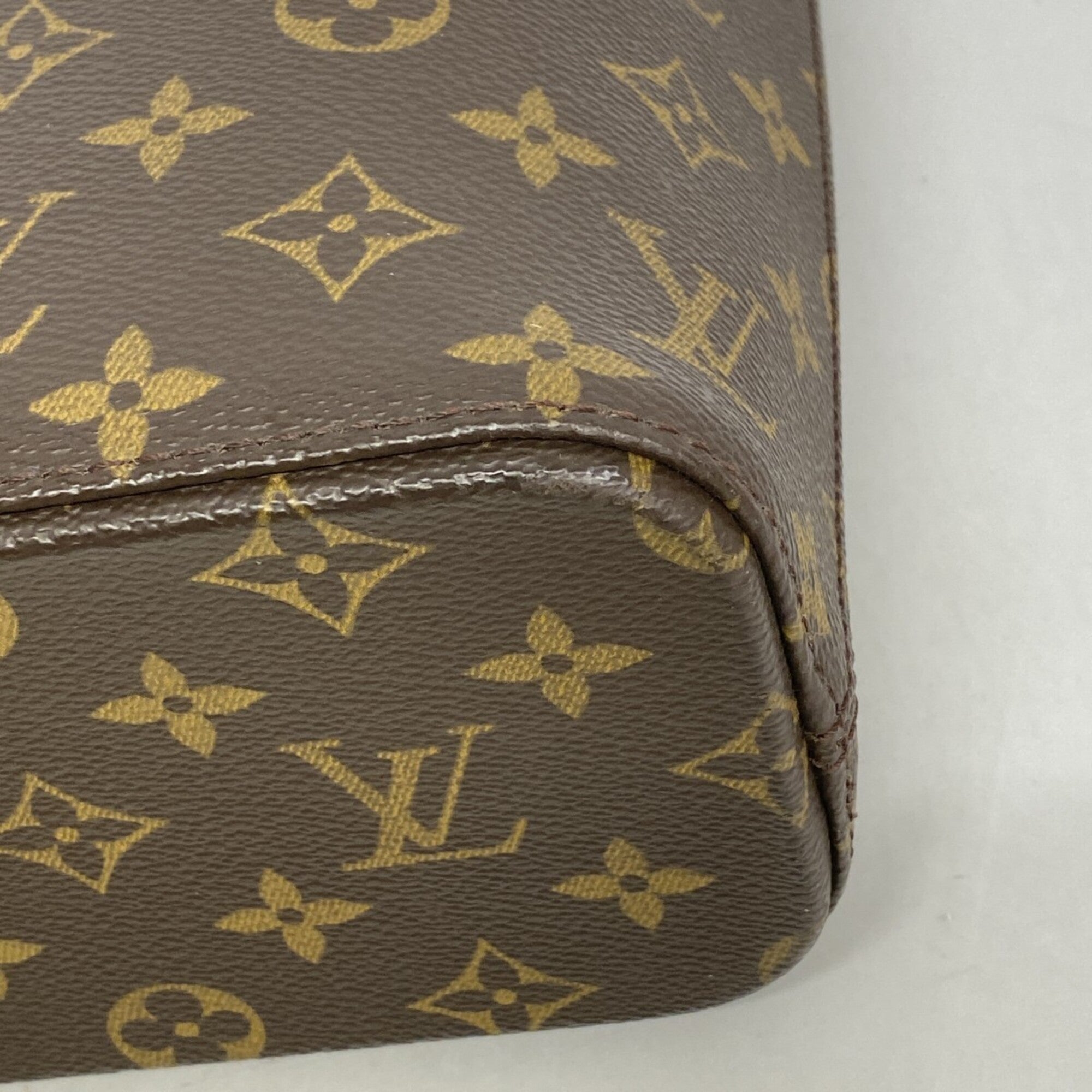 Louis Vuitton Brown Shoulder Bag (Pre-Owned)