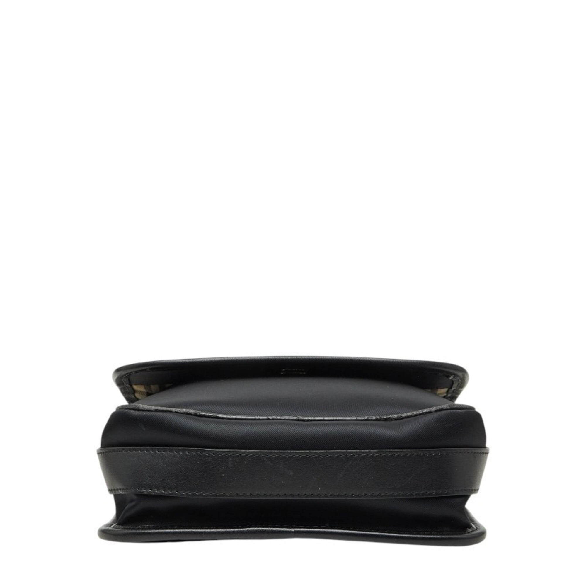 Burberry Black Nylon Leather Shoulder Bag (Pre-Owned)
