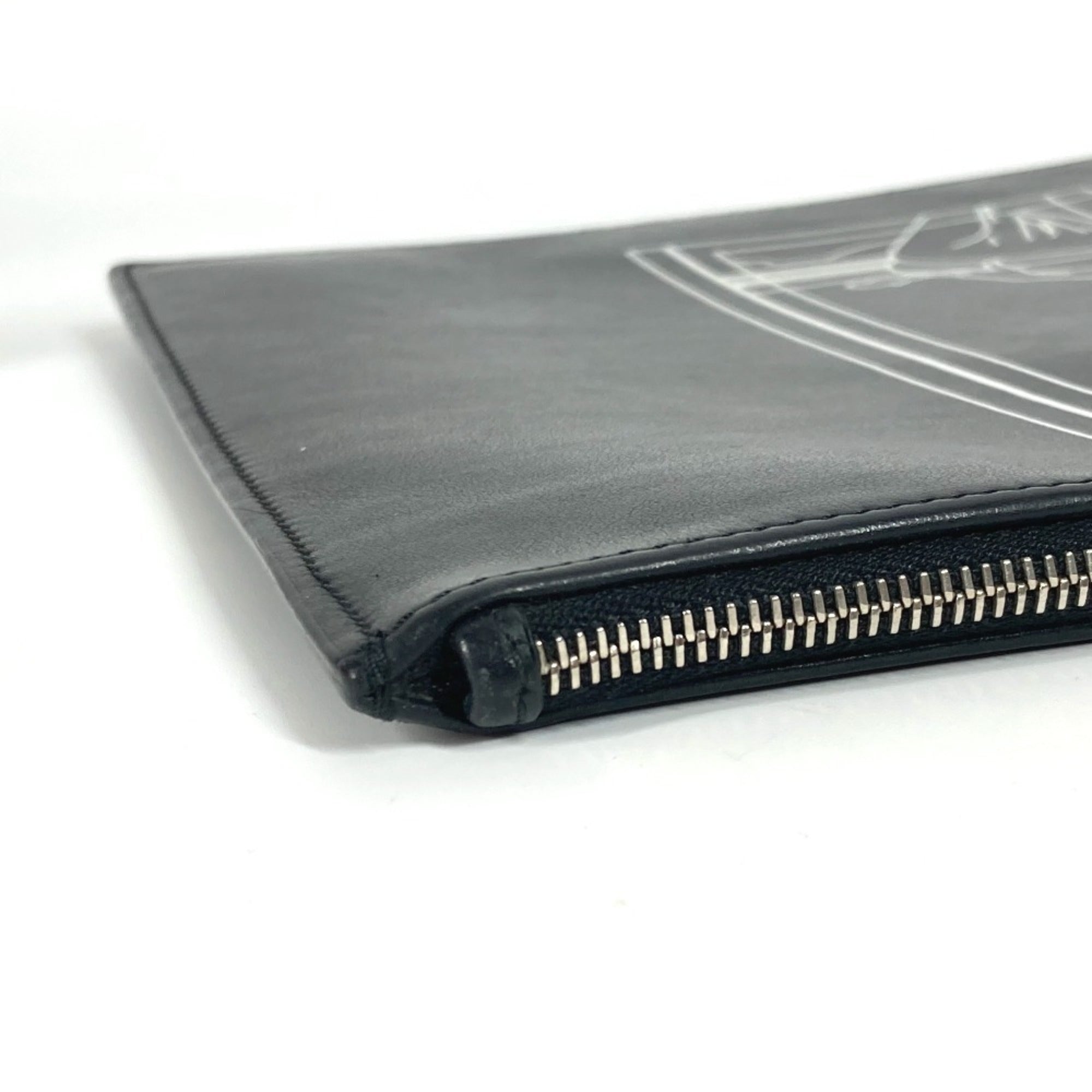 Givenchy Black White Leather Clutch Bag (Pre-Owned)