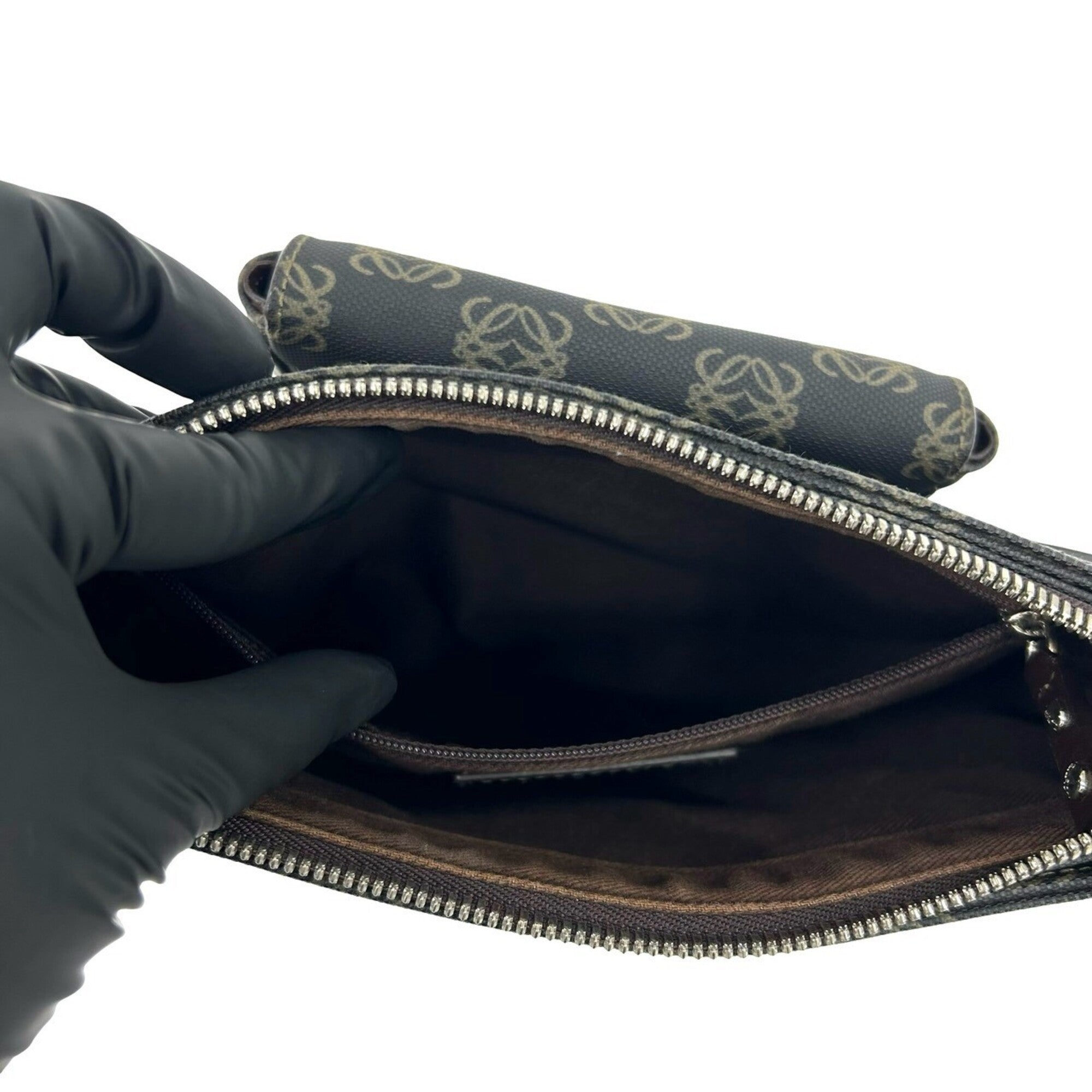 Loewe Brown Pvc Leather Pochette Shoulder Bag (Pre-Owned)