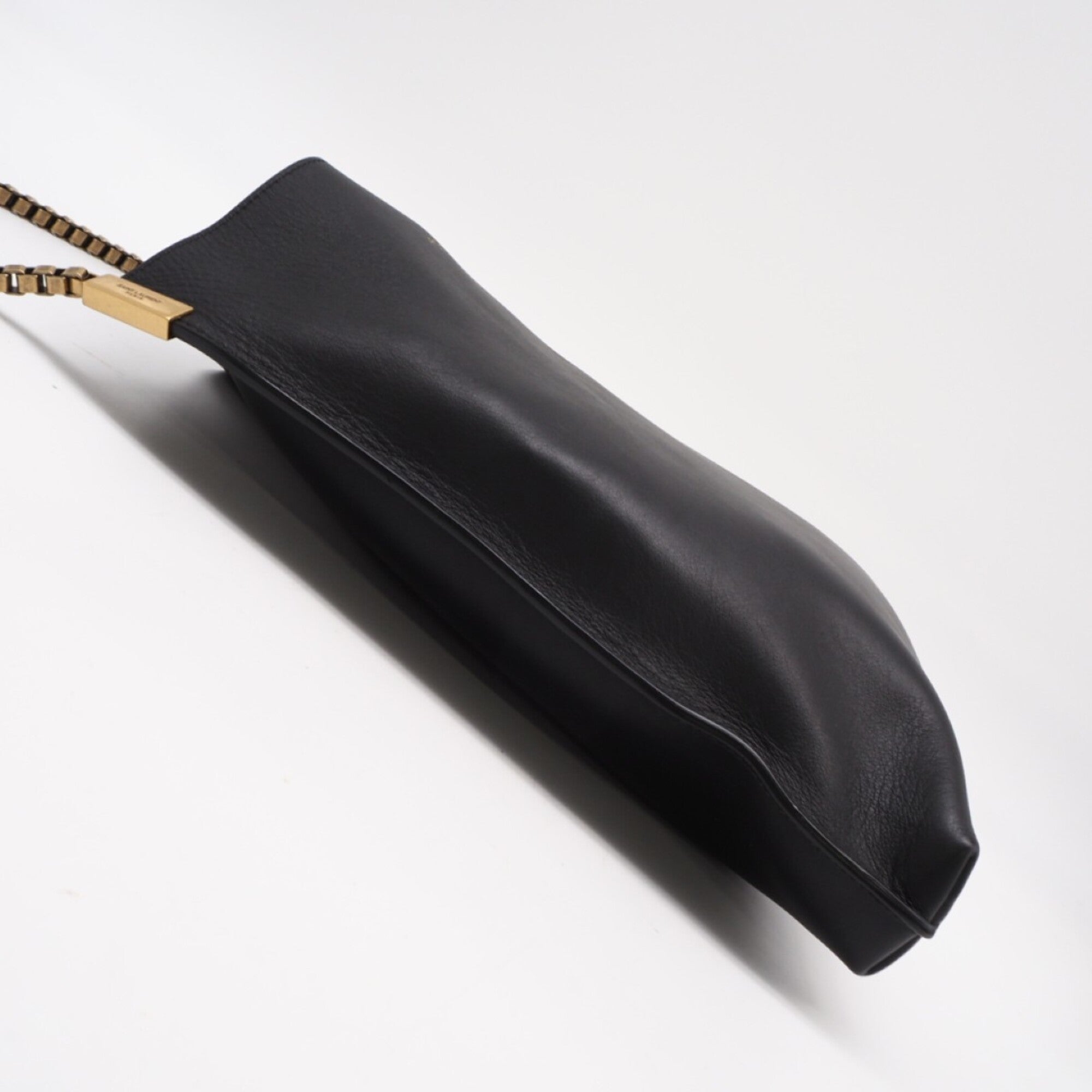 Yves Saint Laurent Black Leather Shoulder Bag (Pre-Owned)