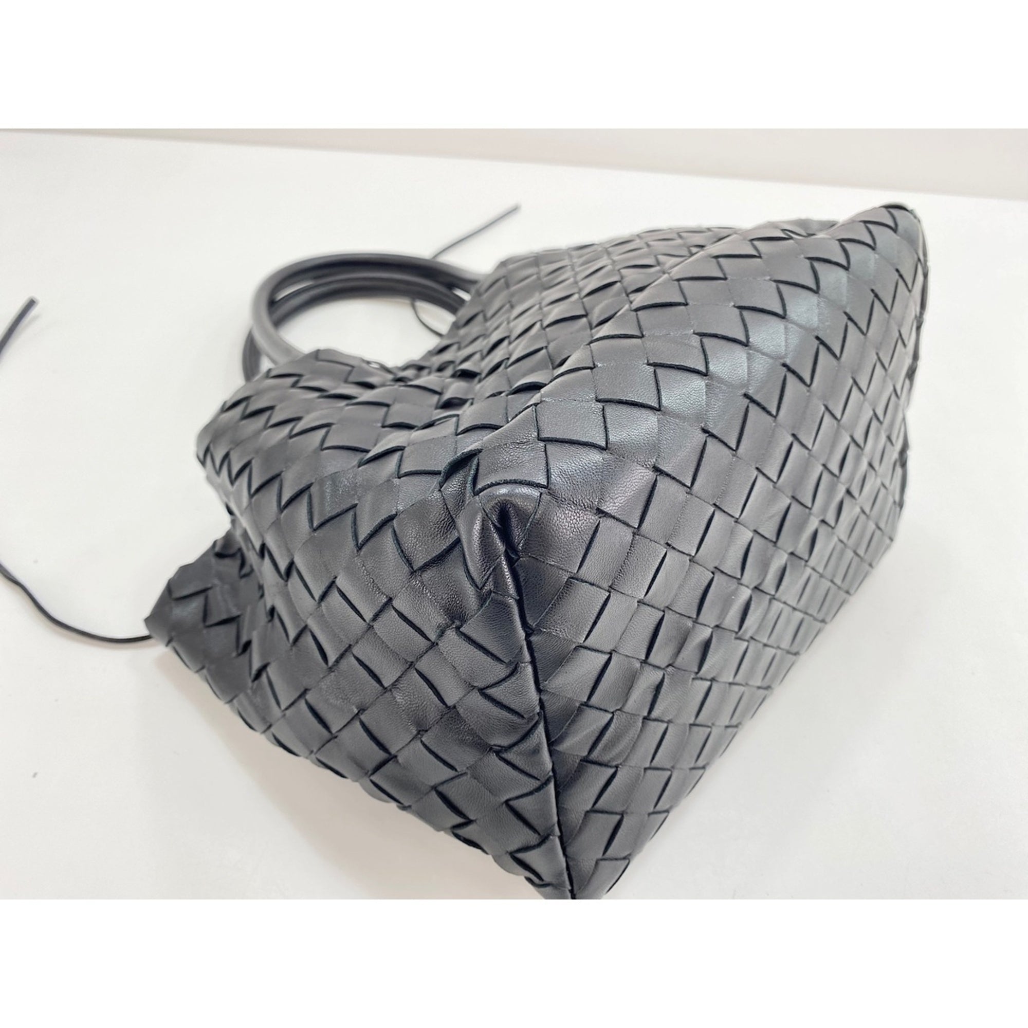Bottega Veneta Black Tote Bag (Pre-Owned)