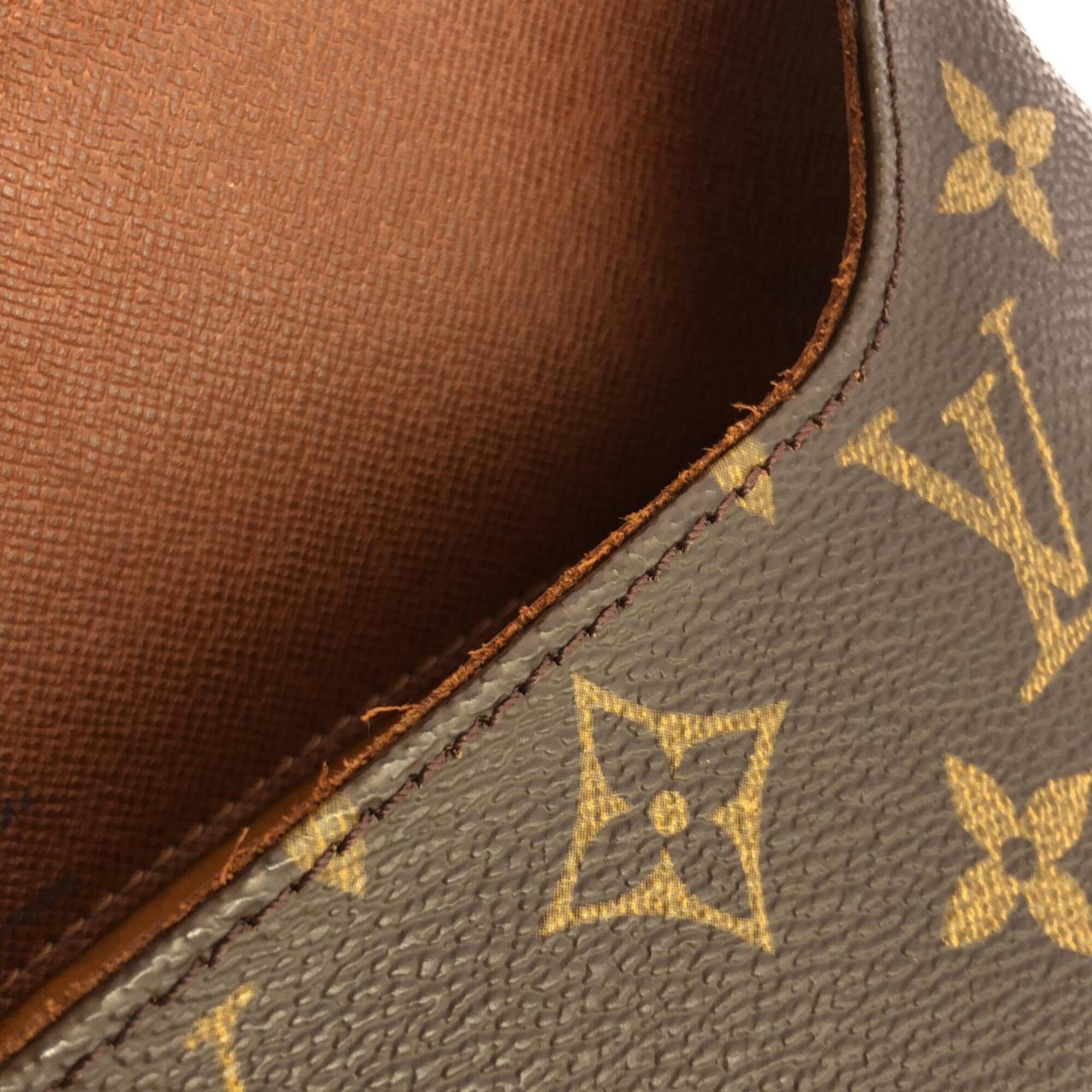 Louis Vuitton Brown Coated Canvas Shoulder Bag (Pre-Owned)