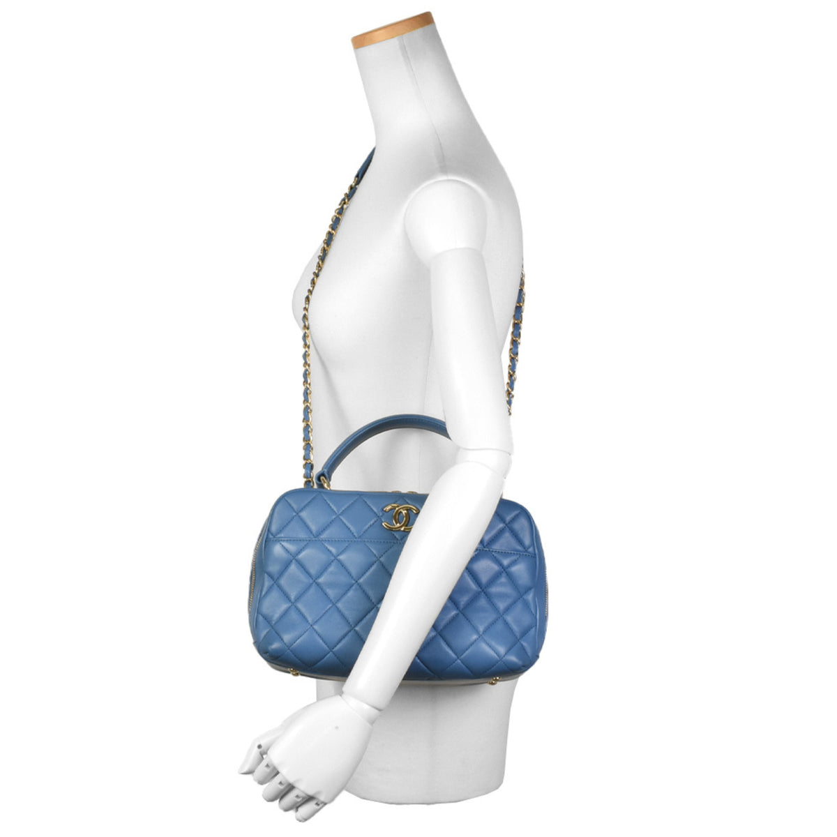 Chanel Blue Suede Handbag Shoulder Bag (Pre-Owned)