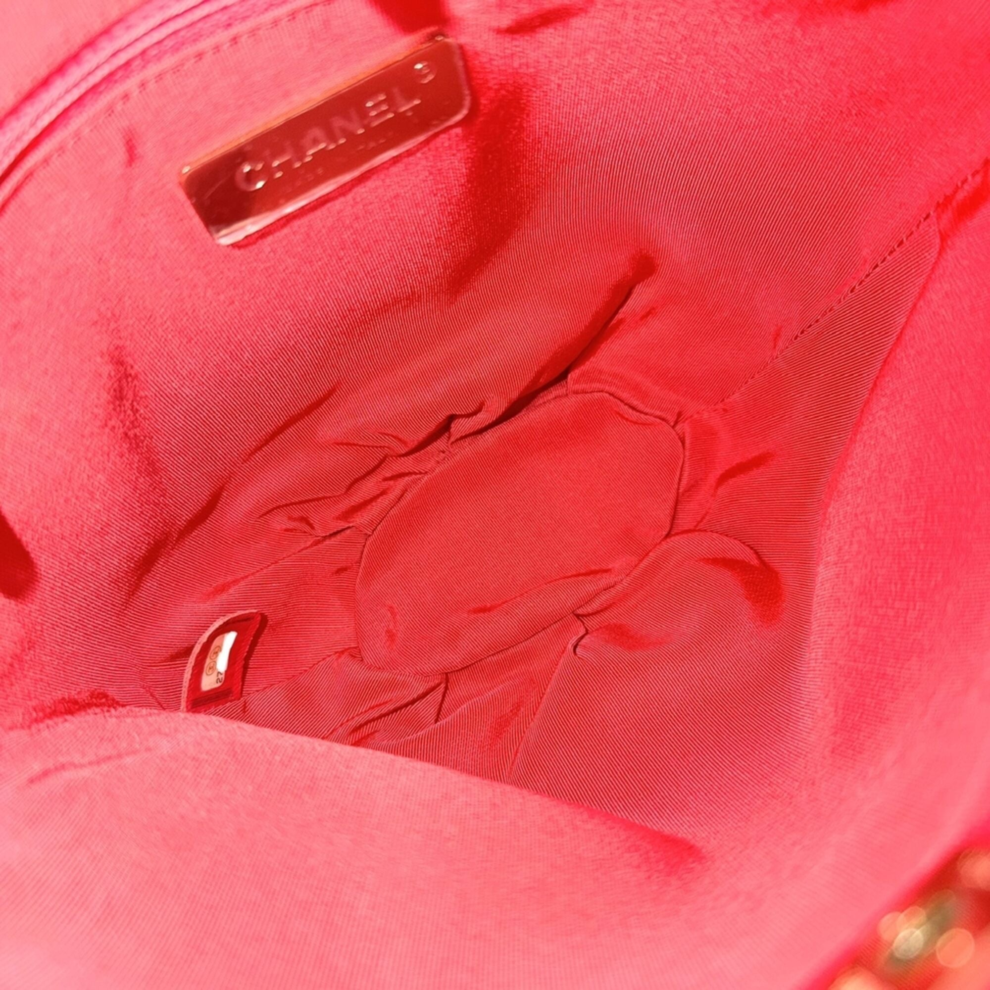 Chanel Matelasse Red Color Leather Handbag Shoulder Bag (Pre-Owned)