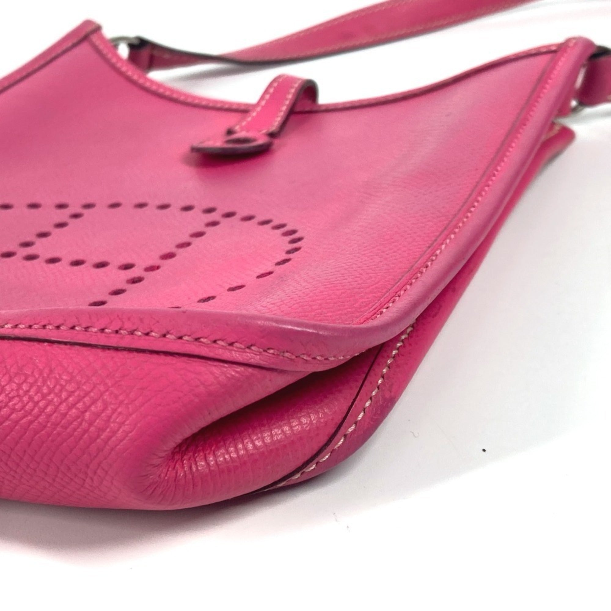 Hermes Evelyne Pink Leather Pochette Shoulder Bag (Pre-Owned)