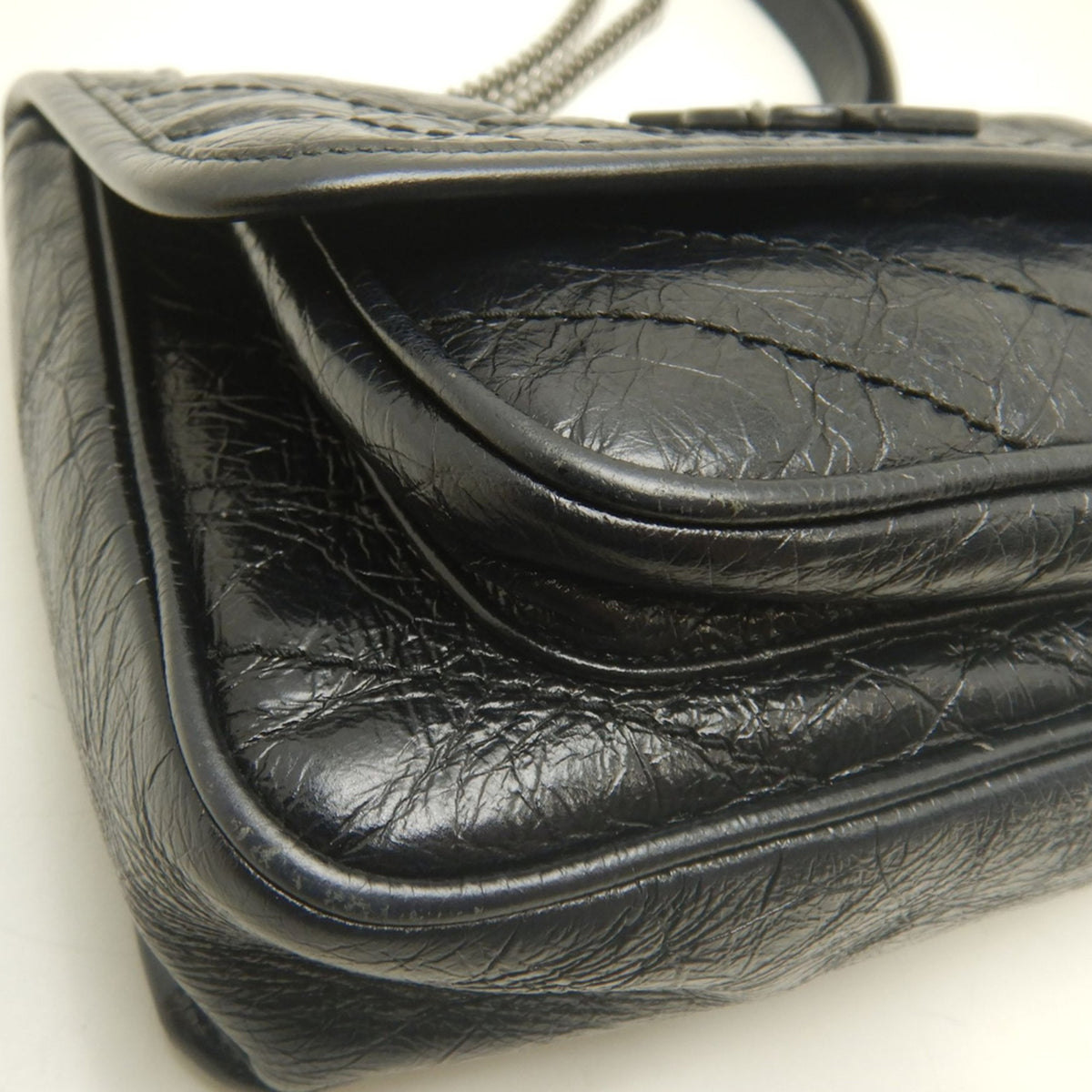 Yves Saint Laurent Black Leather Shoulder Bag (Pre-Owned)
