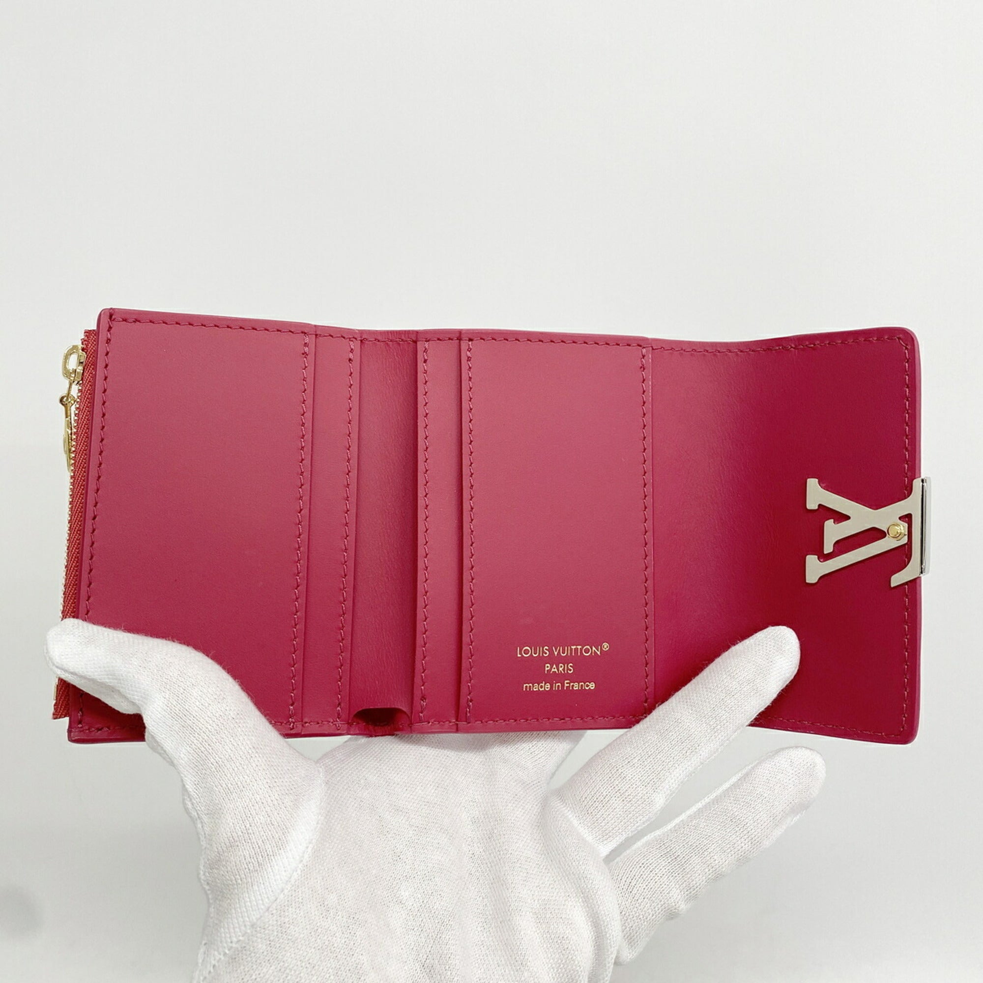 Louis Vuitton Raspberry Wallet (Tri-Fold) (Pre-Owned)