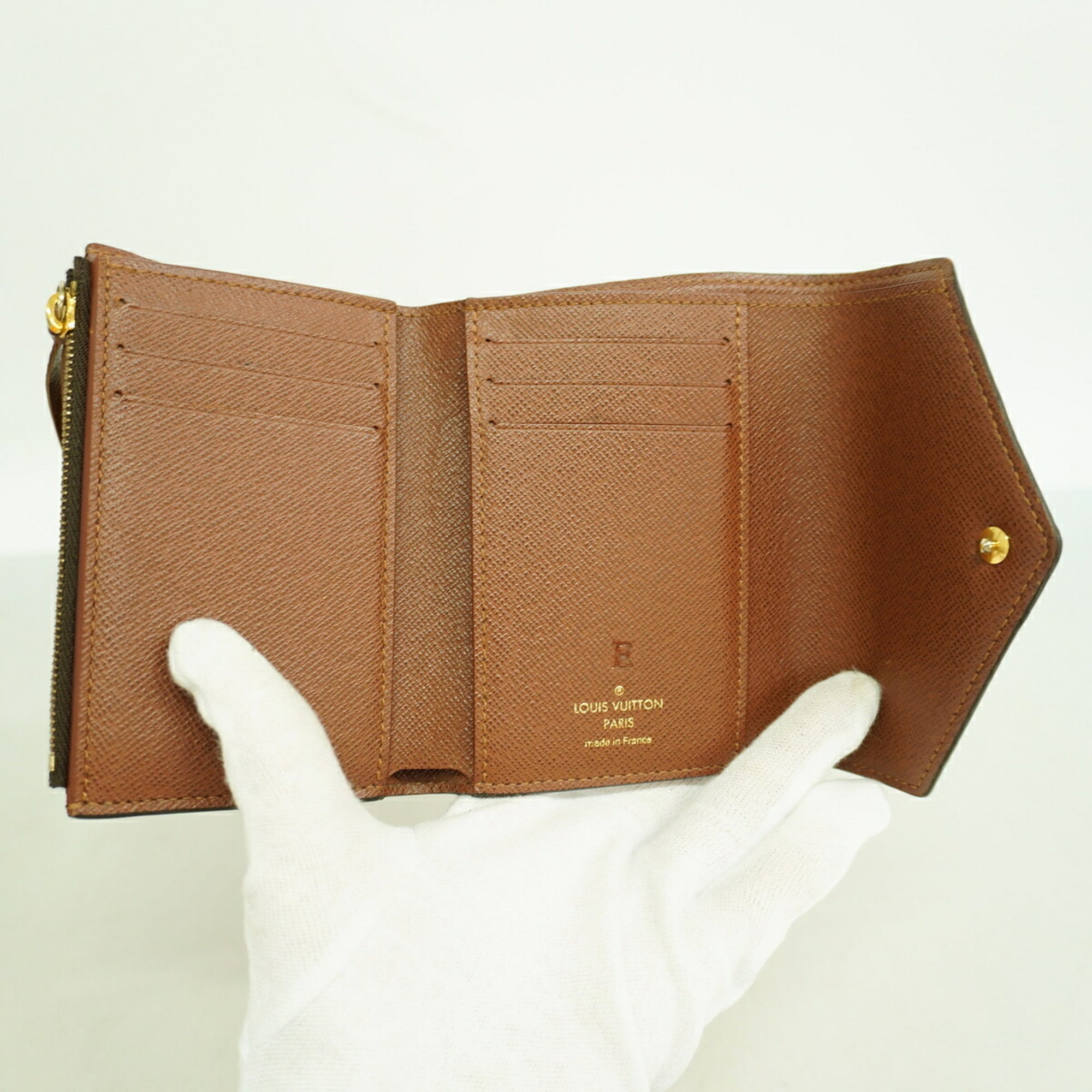 Louis Vuitton Brown Wallet (Tri-Fold) (Pre-Owned)