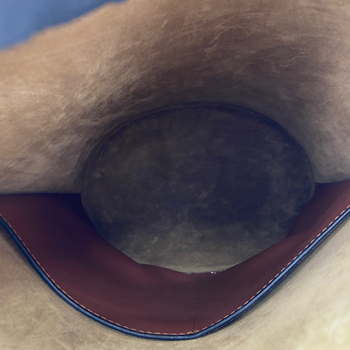 Loewe Brown Shoulder Bag (Pre-Owned)