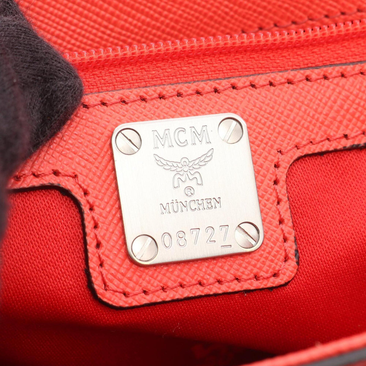 Mcm Red Color Leather Handbag (Pre-Owned)