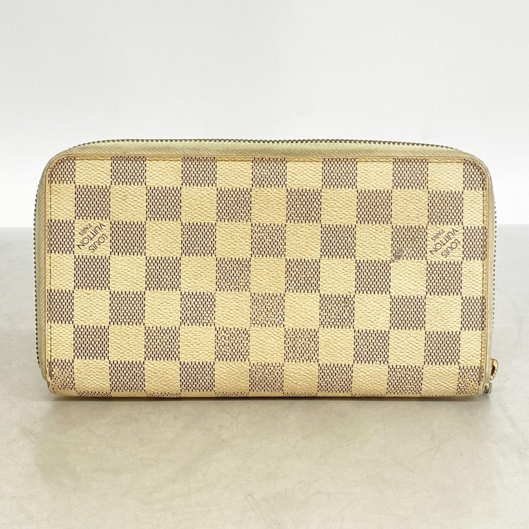 Louis Vuitton White Long Wallet (Bi-Fold) (Pre-Owned)