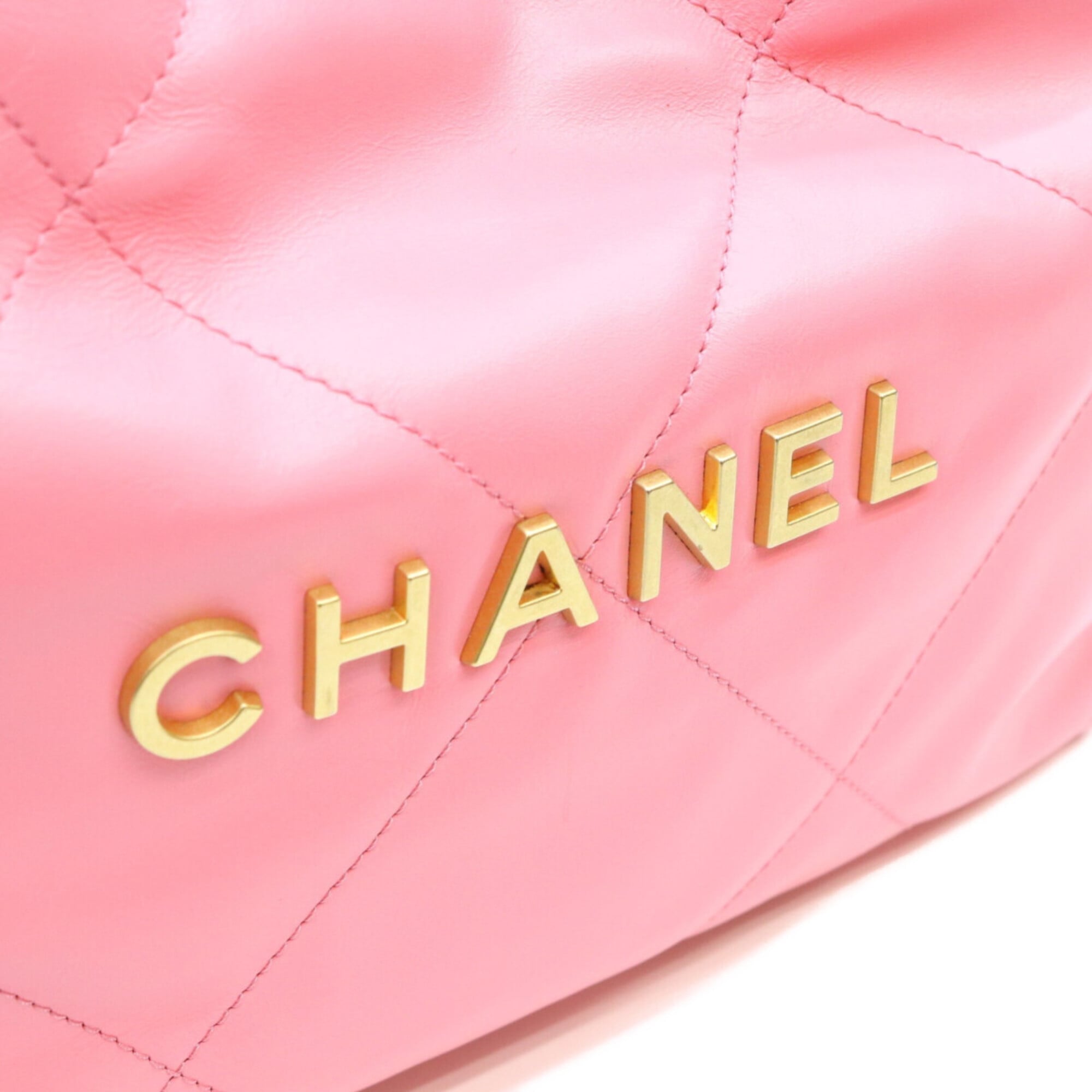 Chanel Pink Leather Shoulder Bag (Pre-Owned)