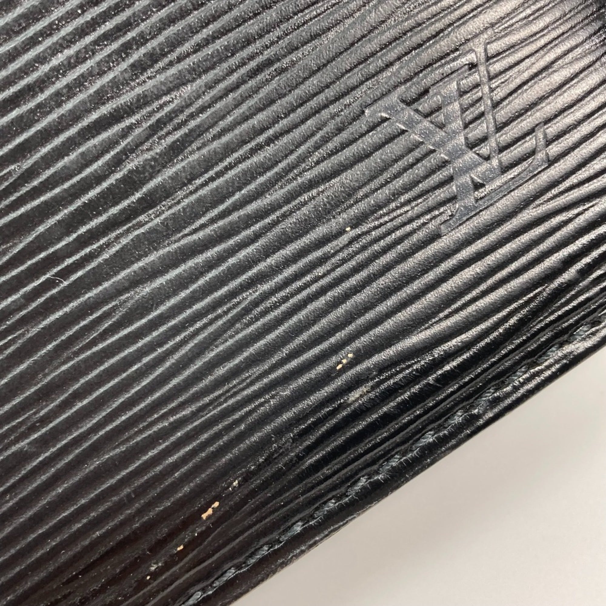 Louis Vuitton Black Galle Epi Leather Clutch Bag Pouch (Pre-Owned)