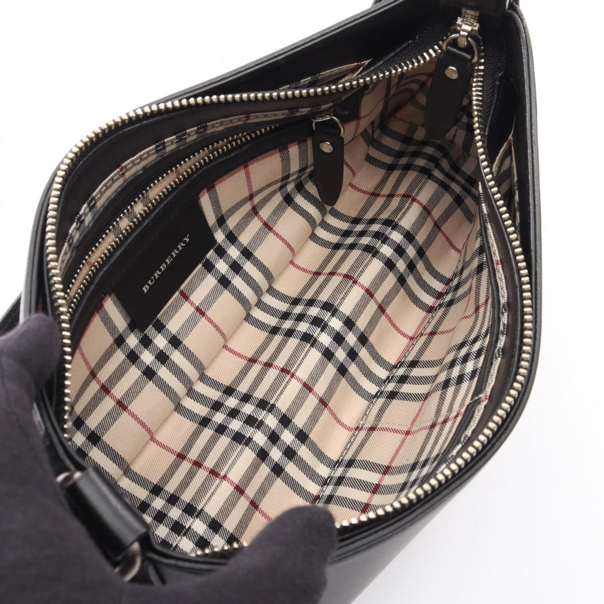 Burberry Black Leather Handbag Shoulder Bag (Pre-Owned)