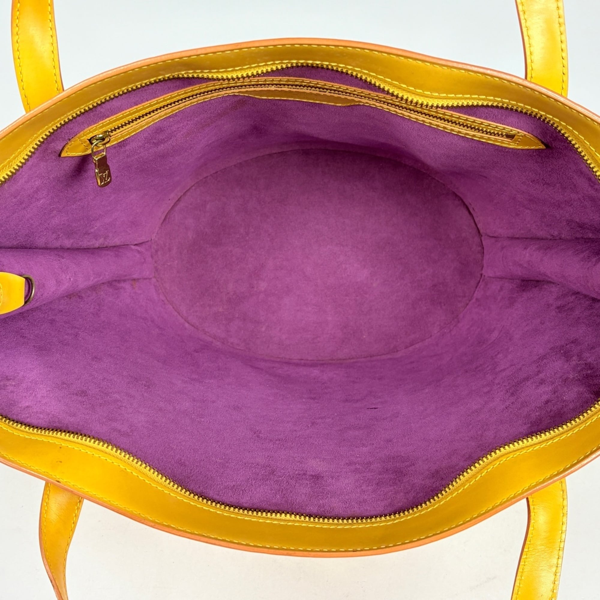 Louis Vuitton Yellow Epi Leather Shoulder Bag Tote Bag (Pre-Owned)