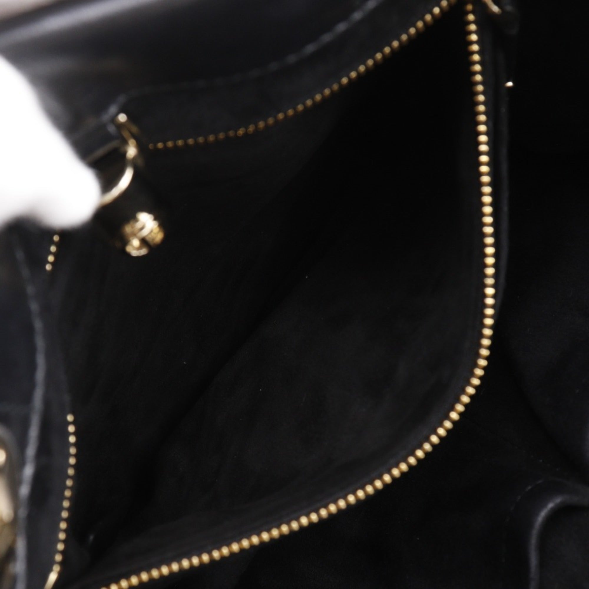 Christian Dior Black Leather Tote Bag (Pre-Owned)