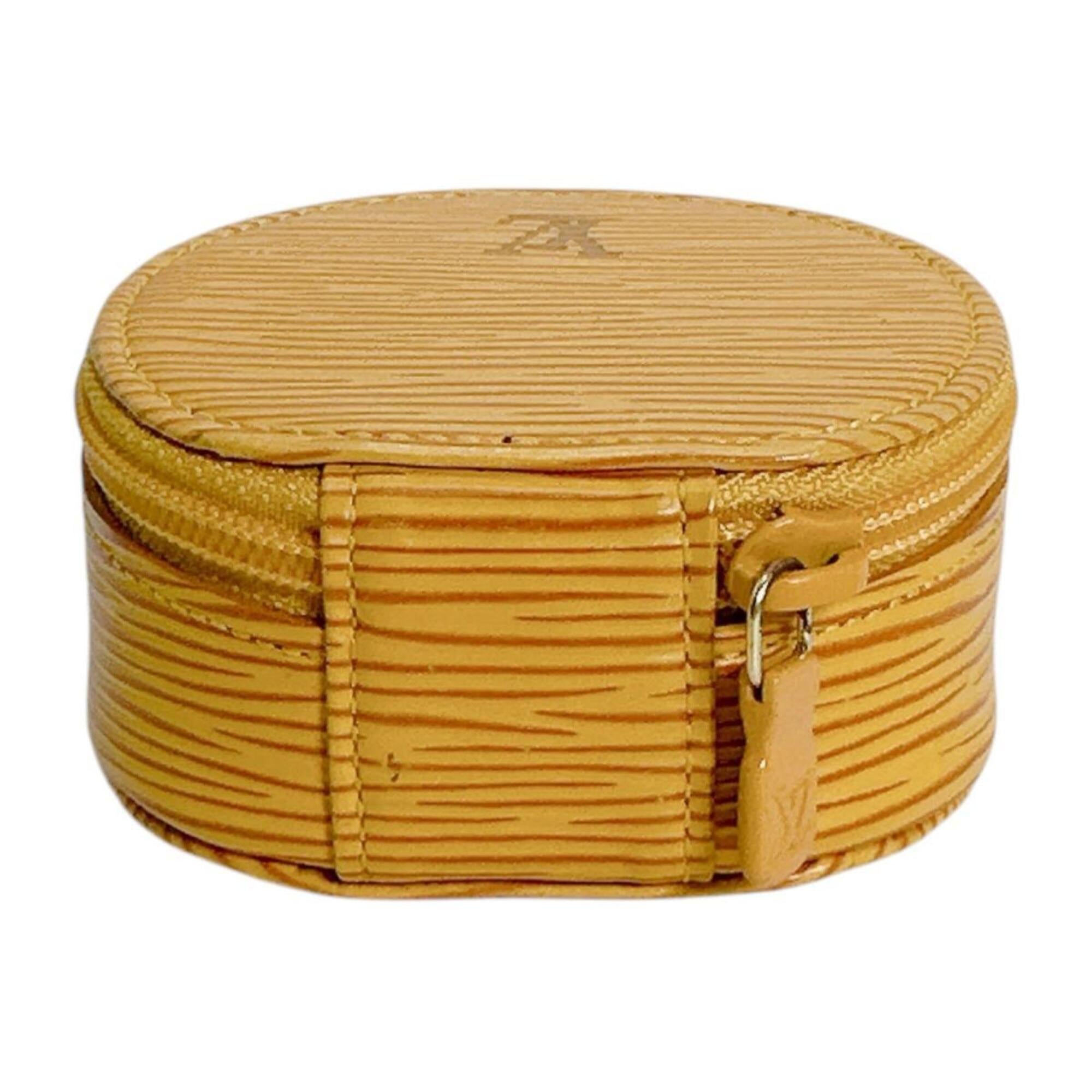 Louis Vuitton Yellow Epi Leather Pouch (Pre-Owned)