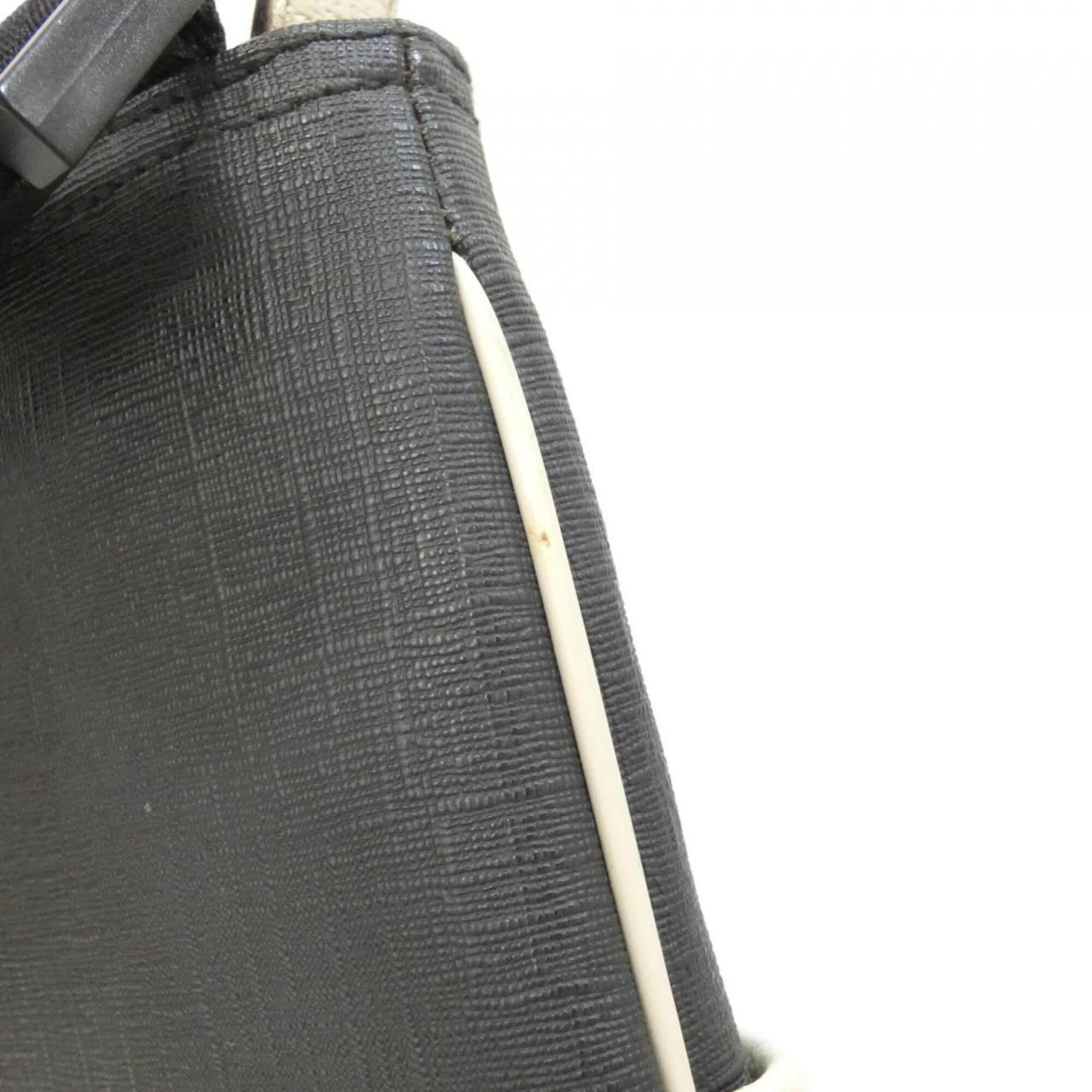 Gucci Black White Pvc Shoulder Bag (Pre-Owned)