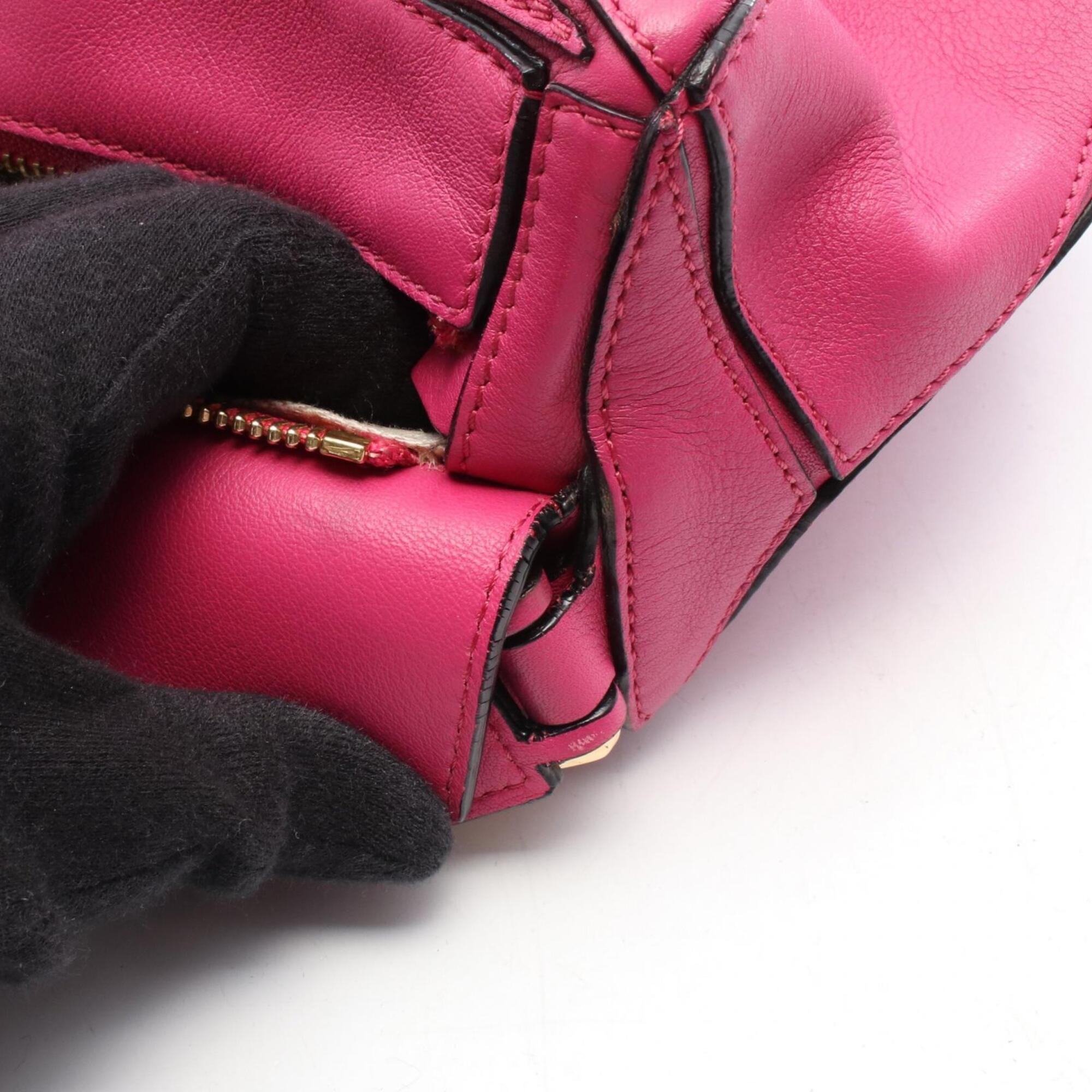 Loewe Pink Leather Handbag (Pre-Owned)
