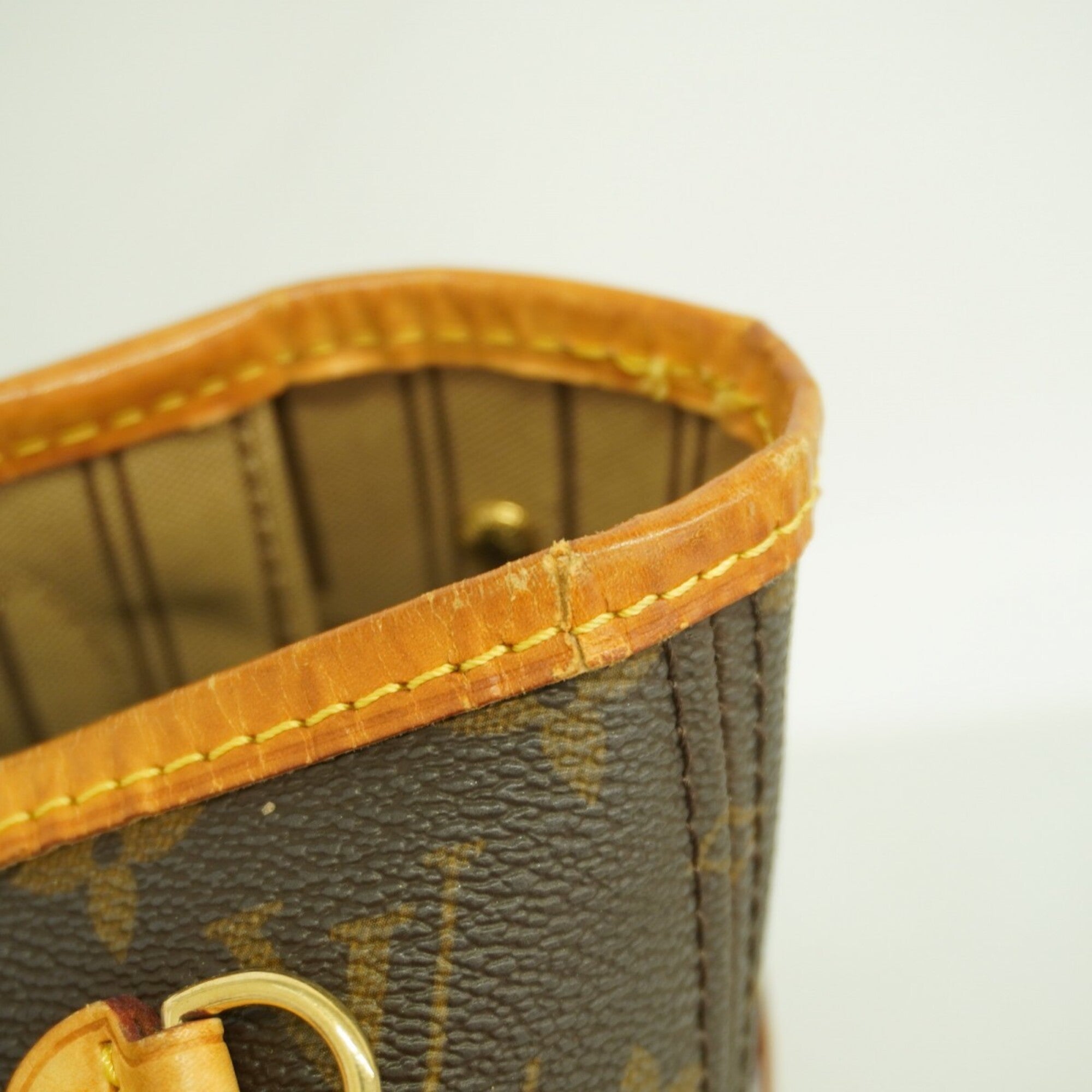Louis Vuitton Brown Tote Bag (Pre-Owned)