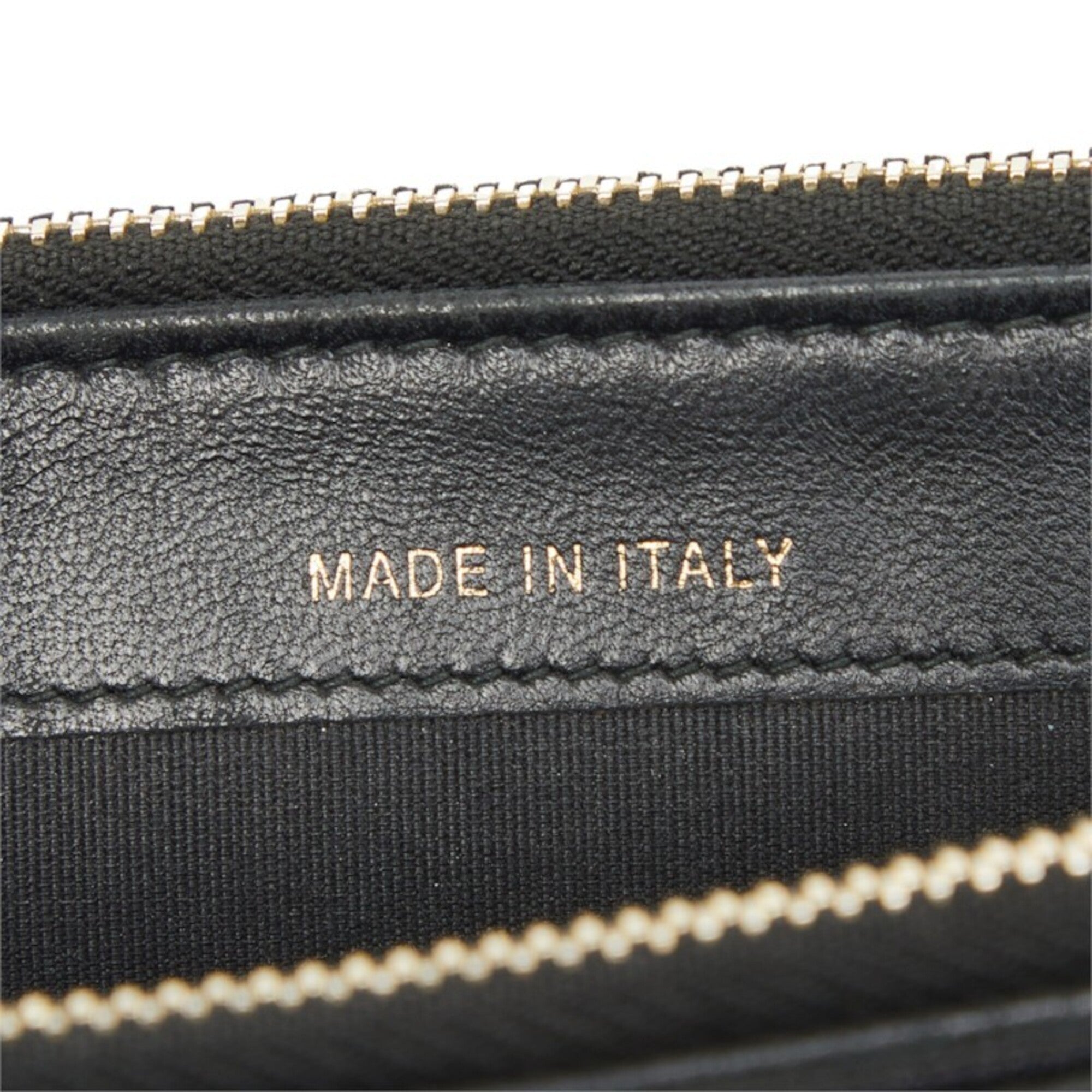 Chanel Black Leather Pochette Shoulder Bag (Pre-Owned)