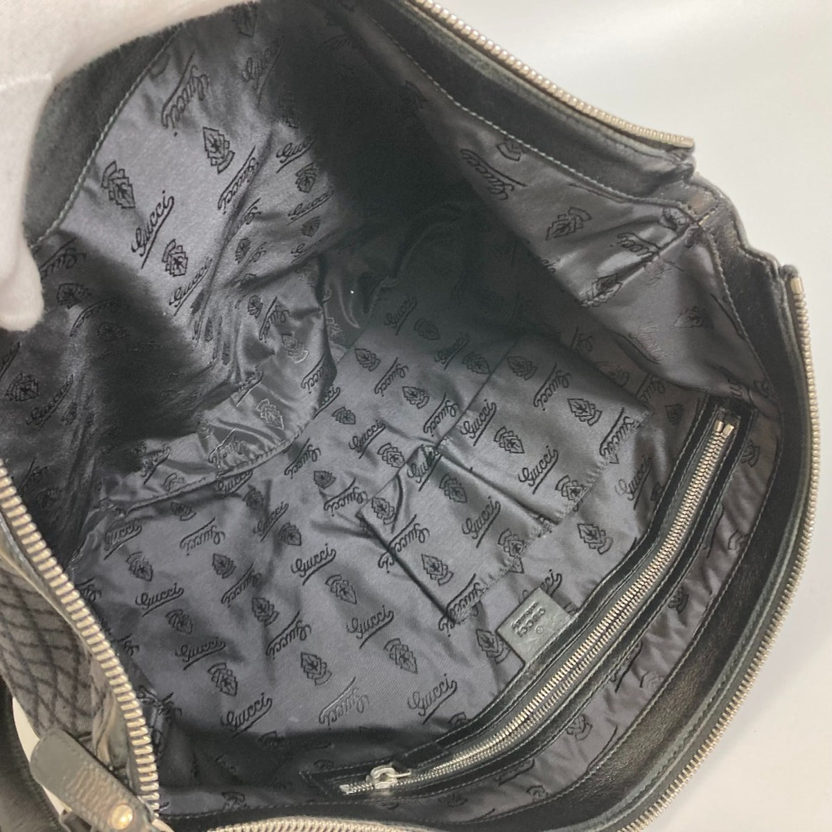 Gucci Black Cloth Shoulder Bag (Pre-Owned)