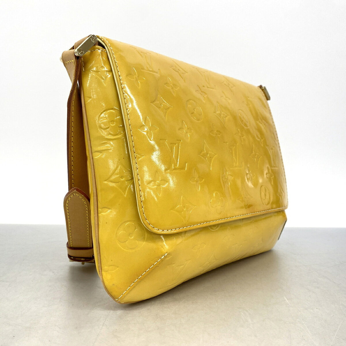 Louis Vuitton Lime Yellow Shoulder Bag (Pre-Owned)