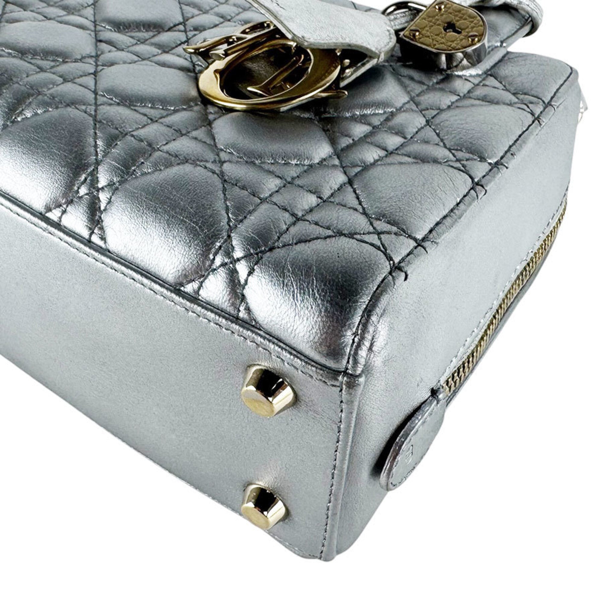 Christian Dior Silver Leather Shoulder Bag (Pre-Owned)