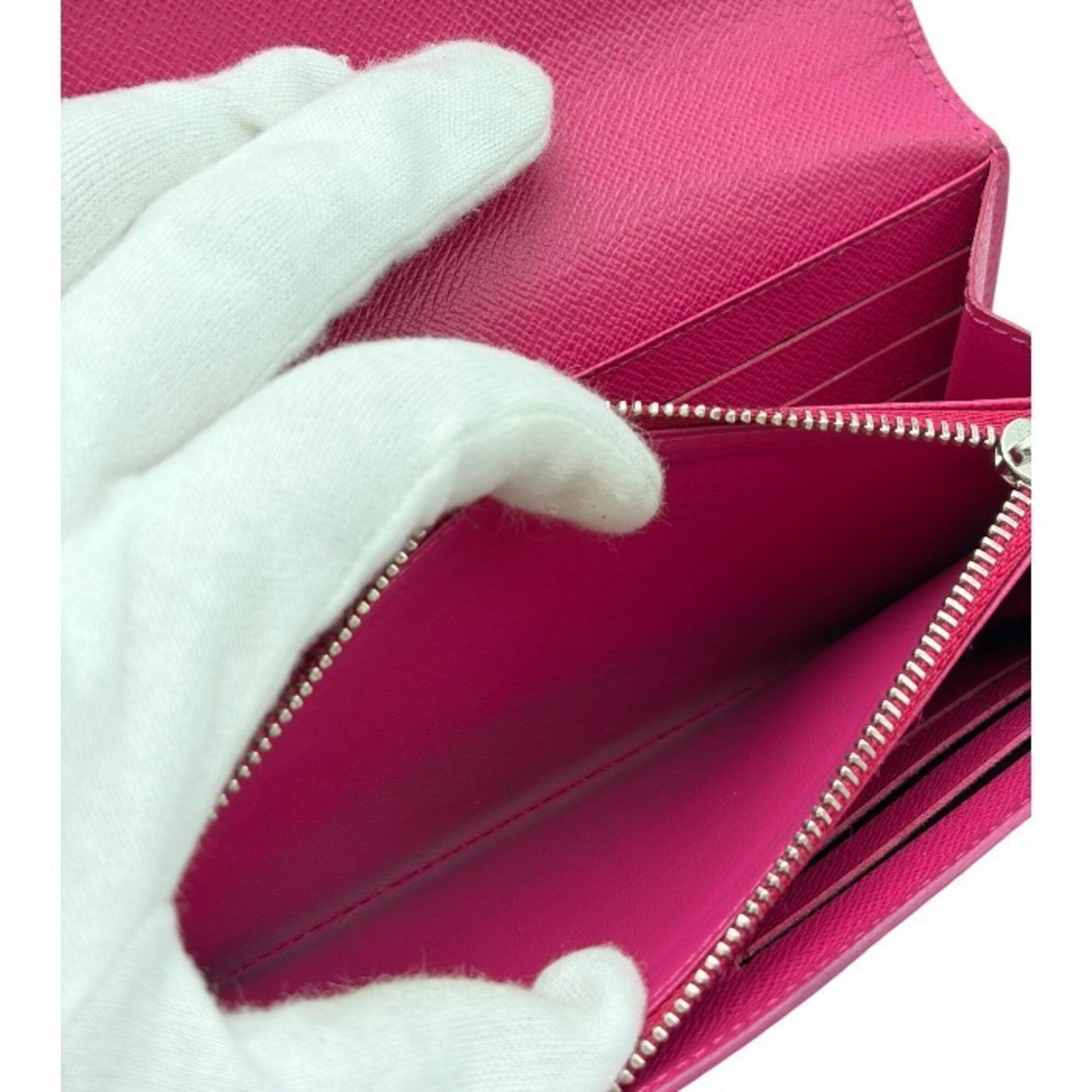 Louis Vuitton Epi Black Pink Leather Long Wallet (Bi-Fold) (Pre-Owned)