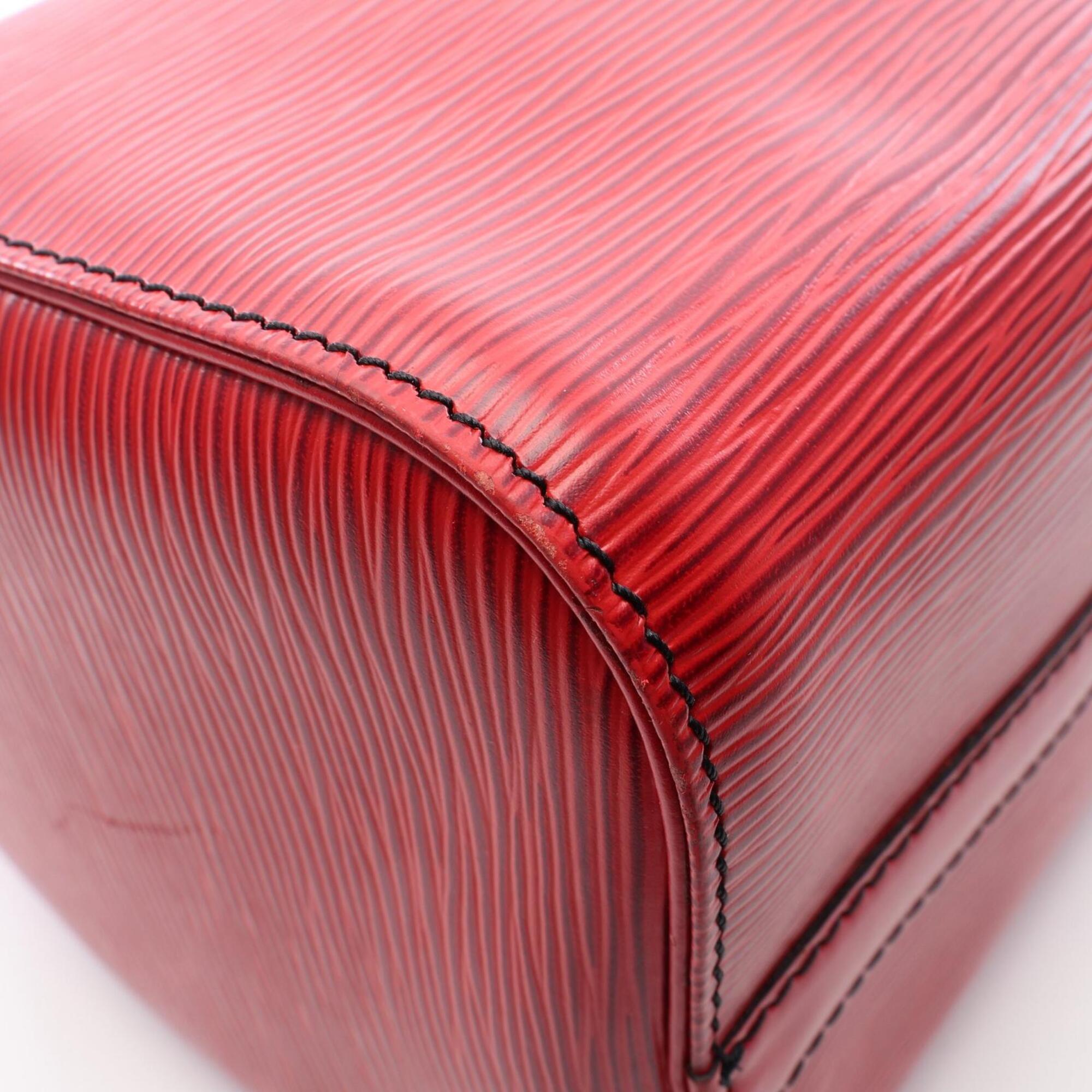 Louis Vuitton Castilian Red Red Color Leather Handbag (Pre-Owned)