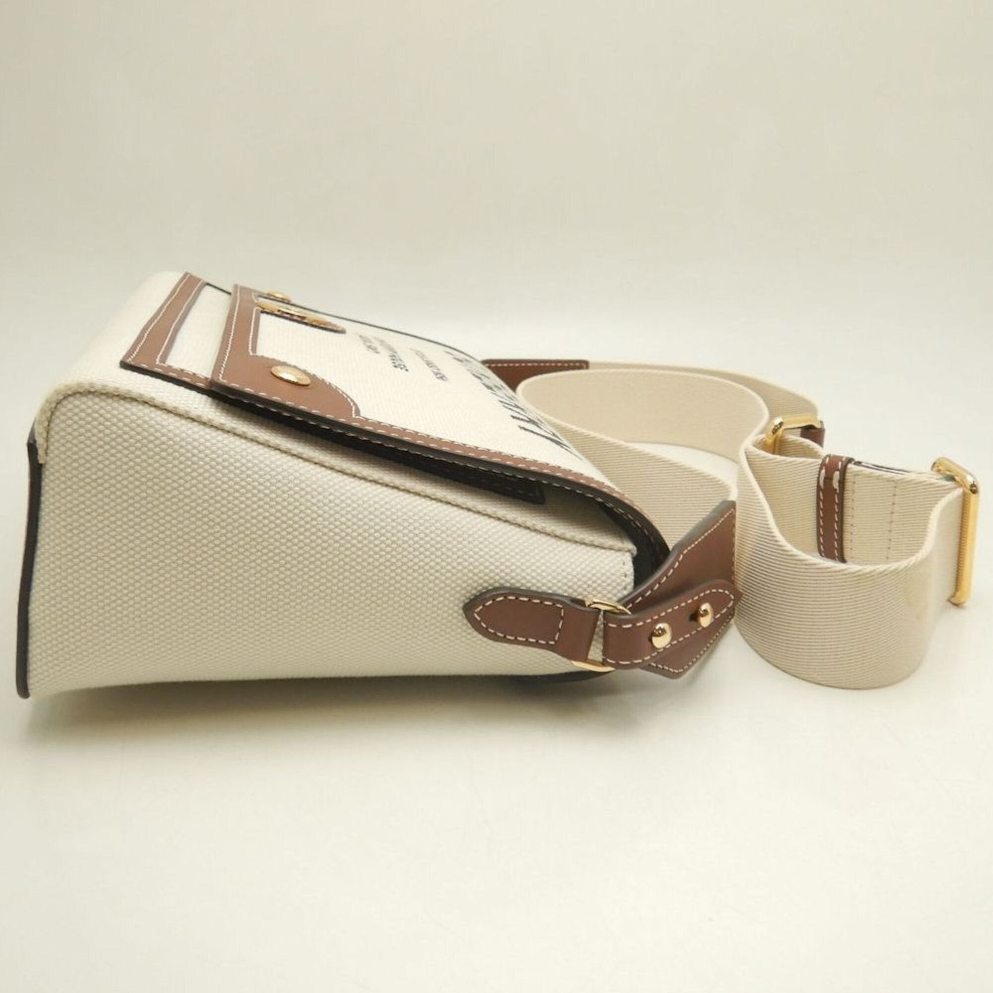 Burberry Gold Canvas Leather Shoulder Bag (Pre-Owned)